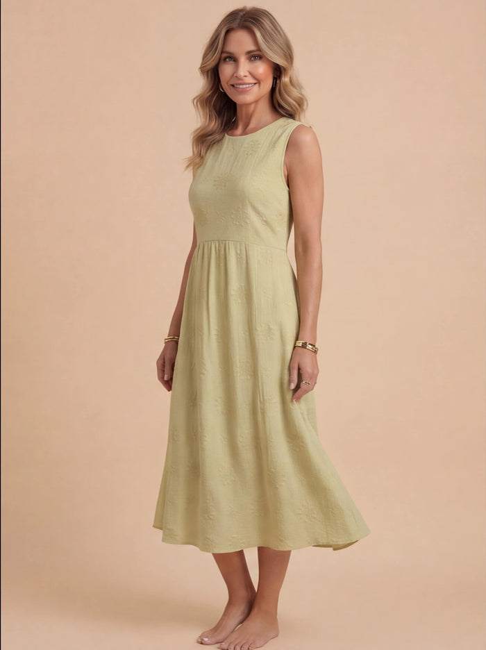 Women’s Dress – Embroidered Sleeveless Midi Dress
