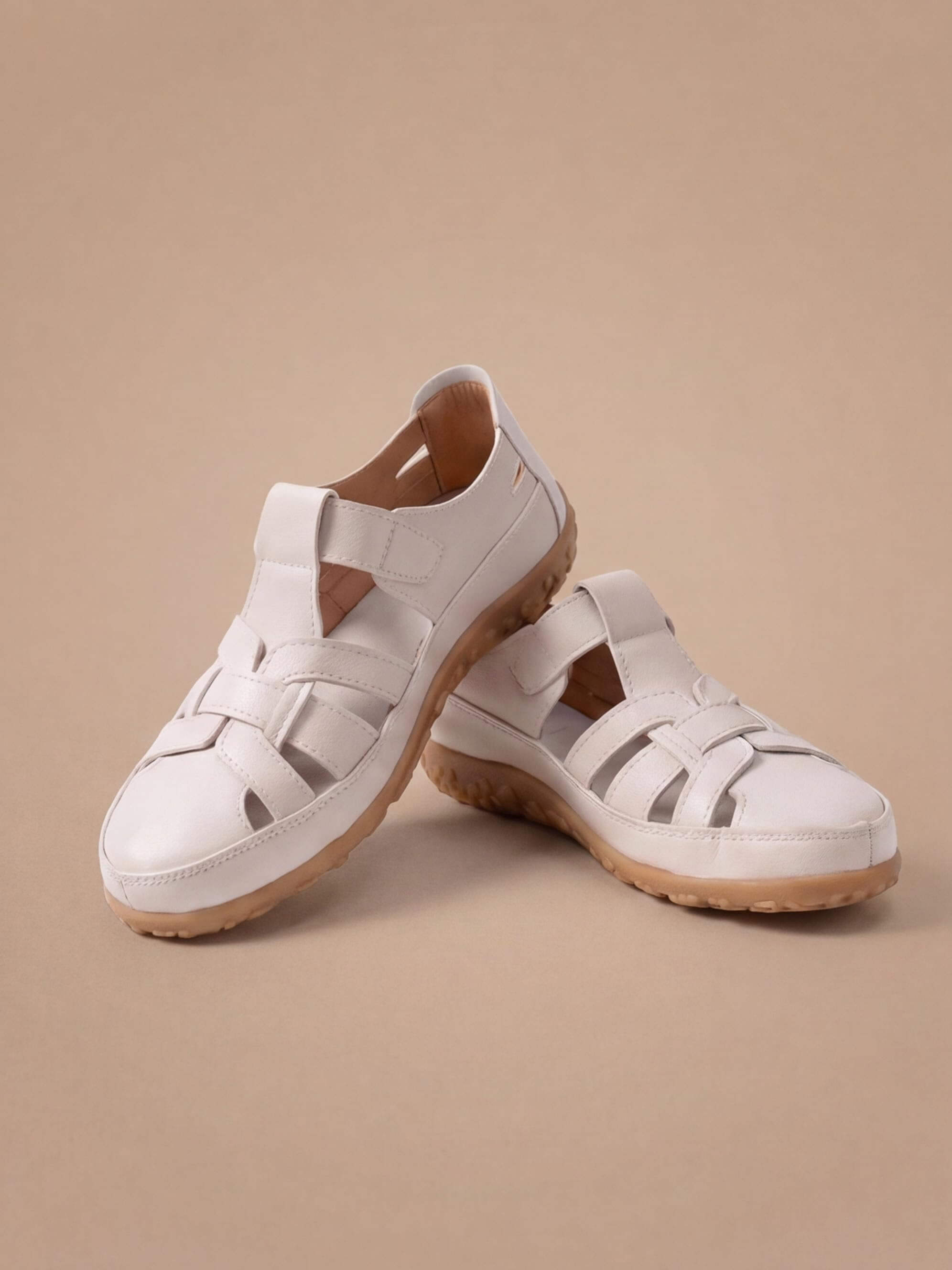 Women's closed-toe sandals – Comfortable sandals with adjustable straps