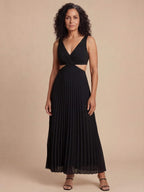 Women’s Dress – Pleated Backless Midi Dress