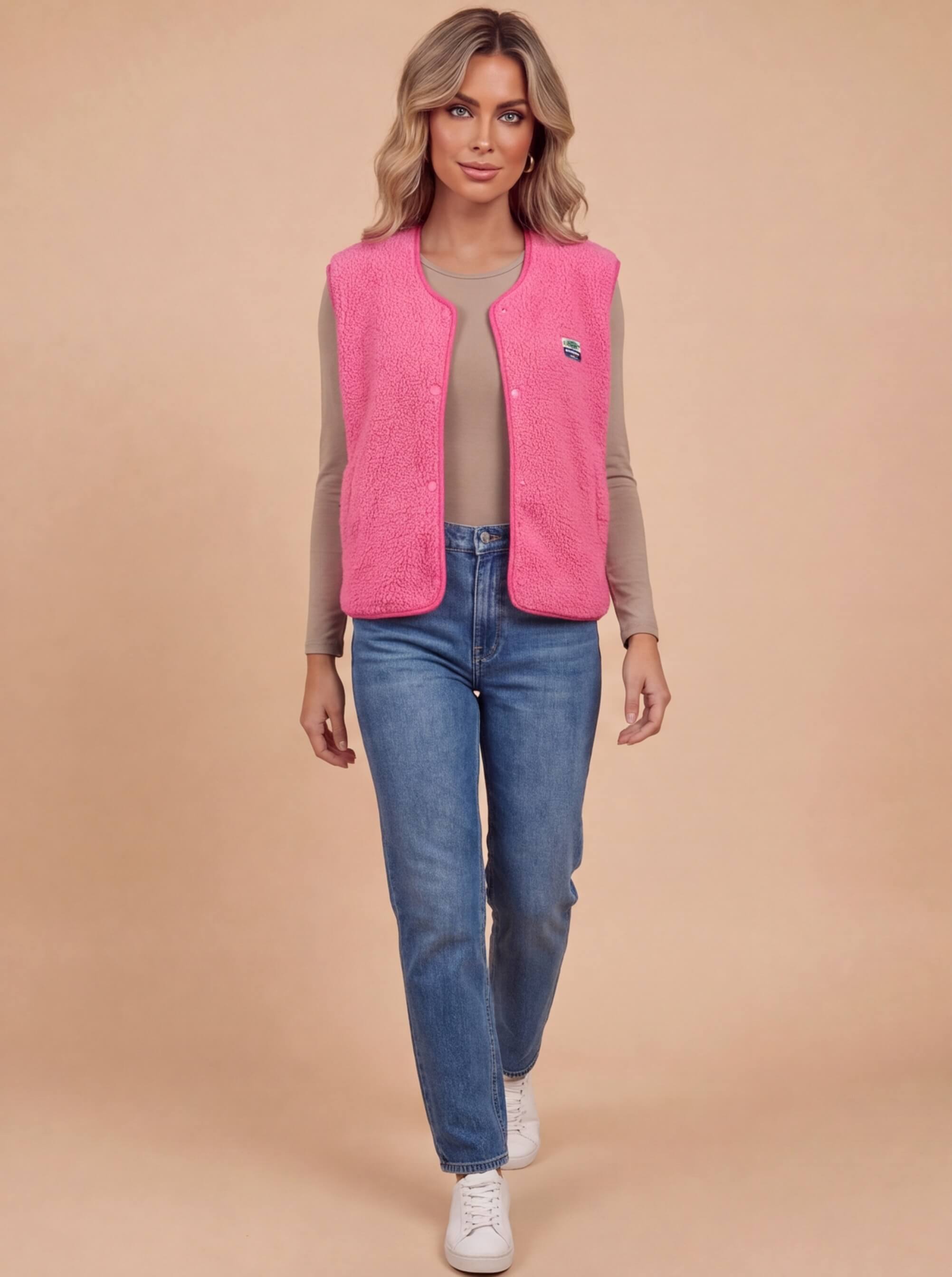 Elegance and Comfort in Perfect Harmony – Women’s Lamb Wool Vest