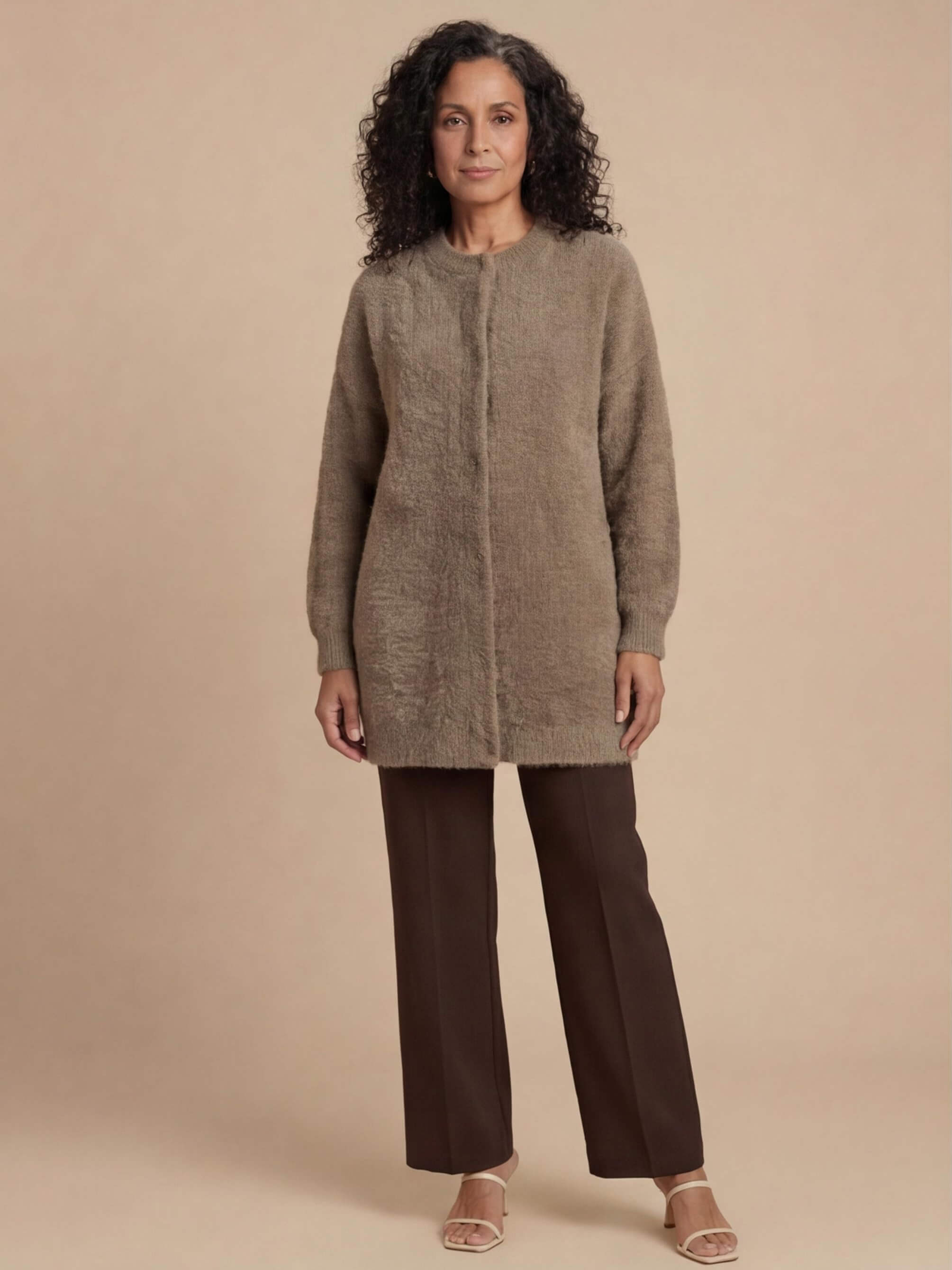 Women’s Knit Cardigan – Cozy Texture & Effortless Elegance