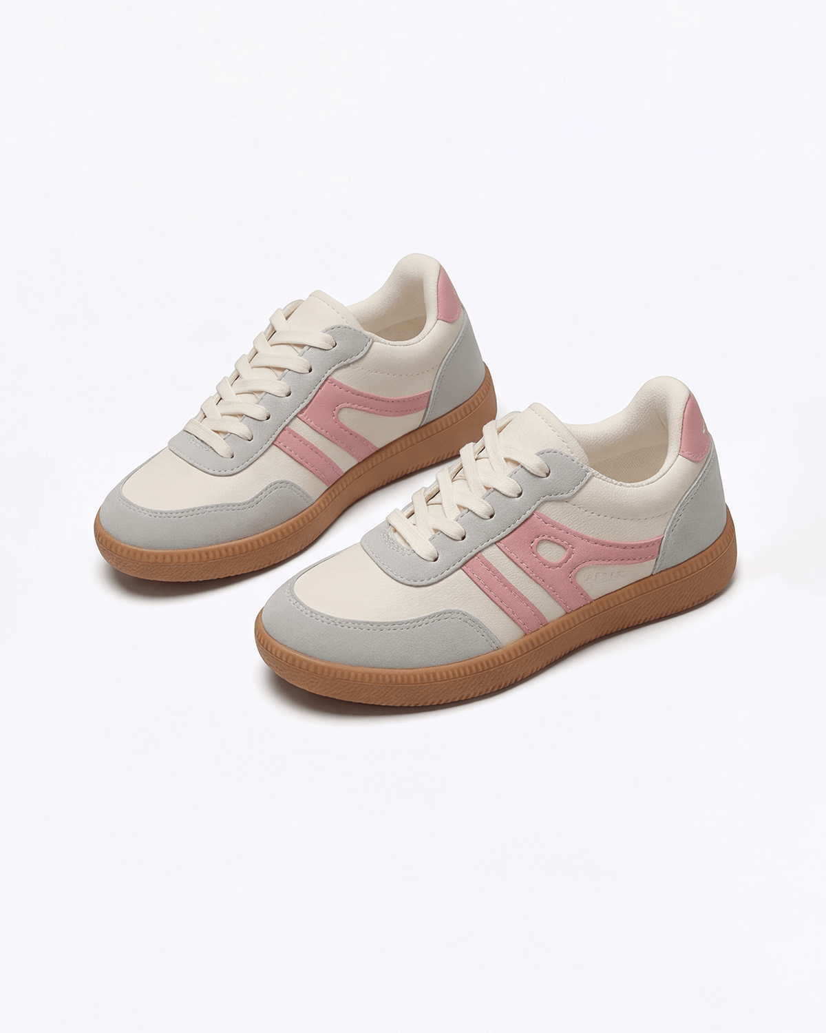 Women’s Low-Top Sneakers- Retro Lace-Up