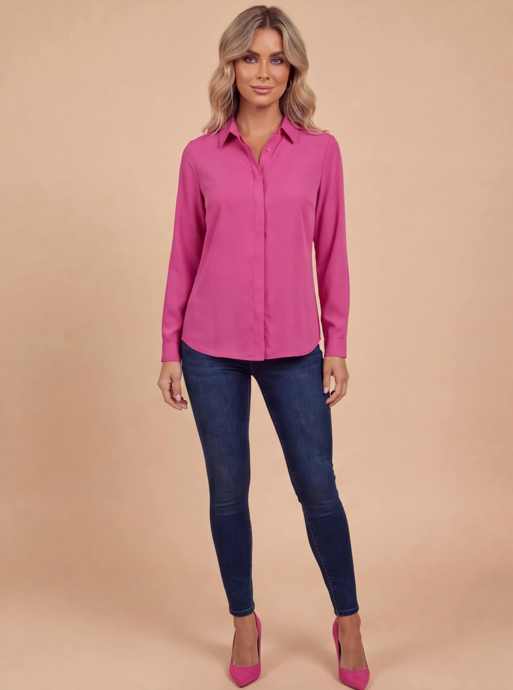Elegant women's blouse with a classic collar