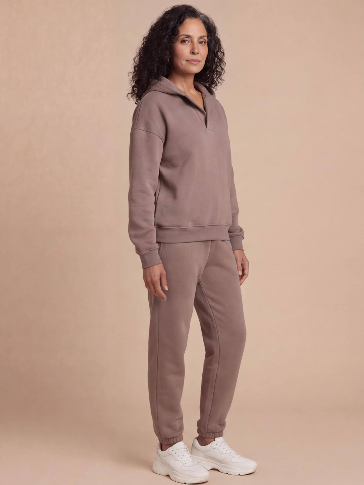 Women’s Hooded Long-Sleeve Sweatshirt
