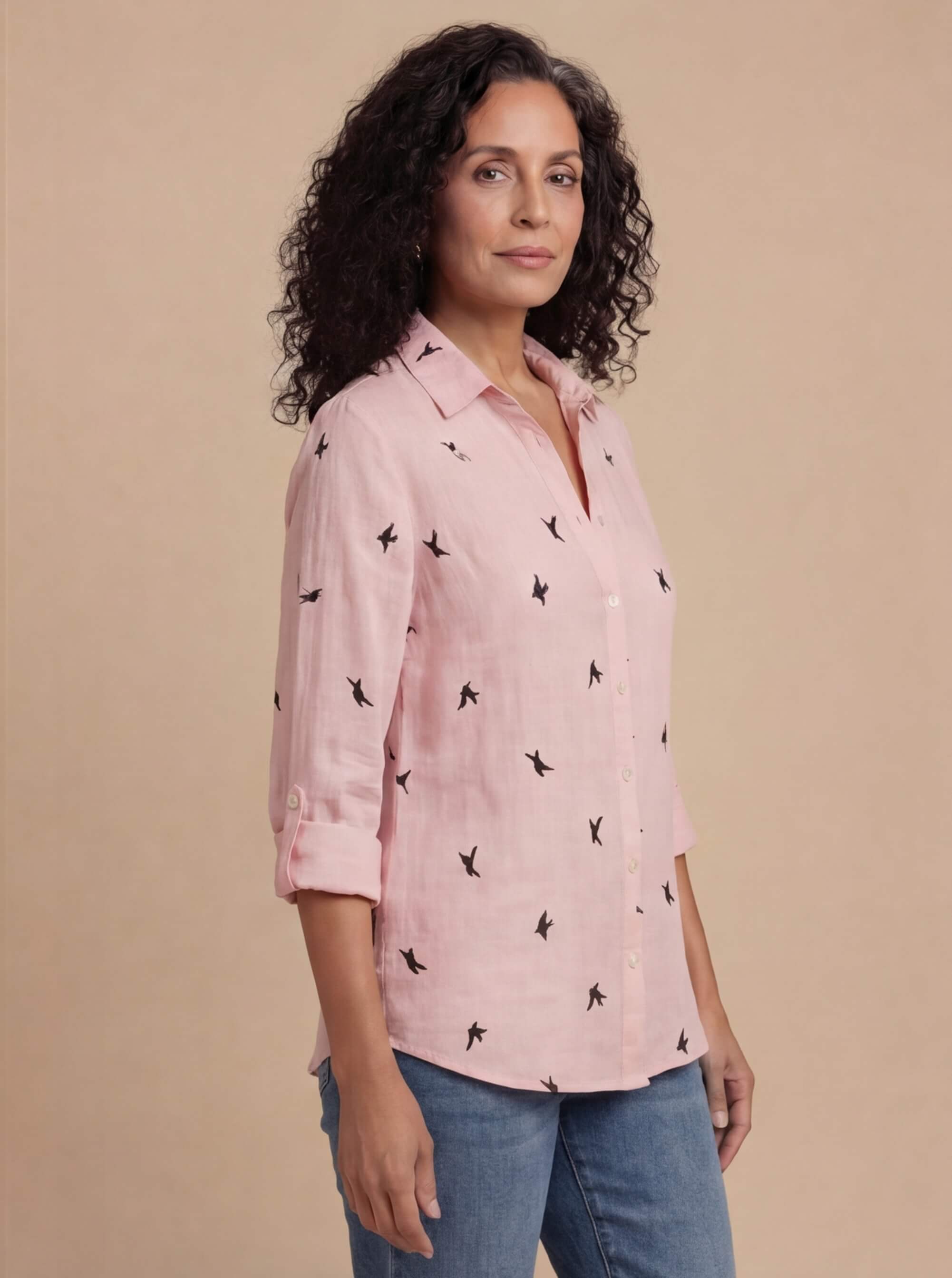 Women’s Lightweight Blouse – Timeless & Versatile Style