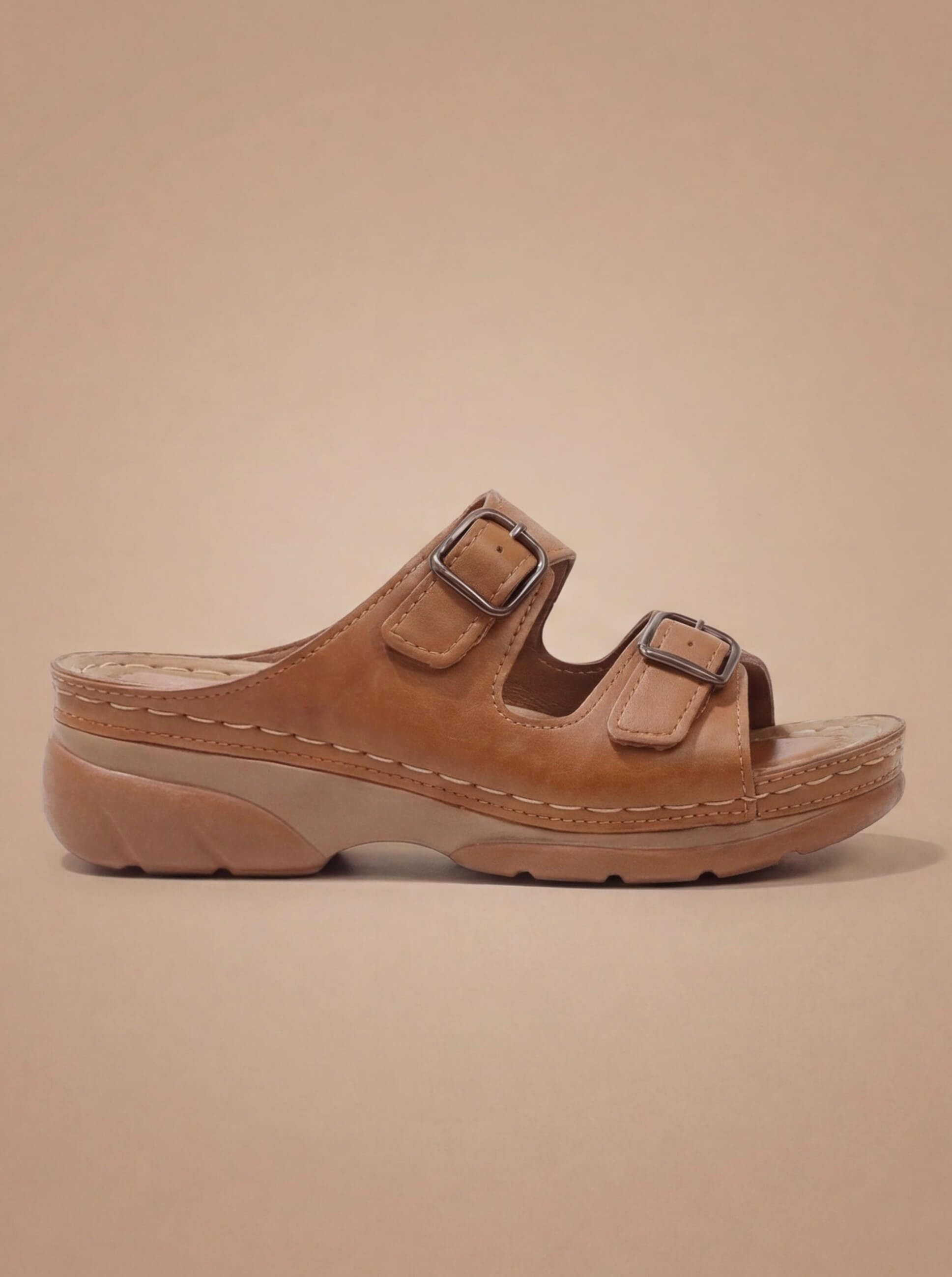 Women's orthopaedic sandals with a comfortable sole