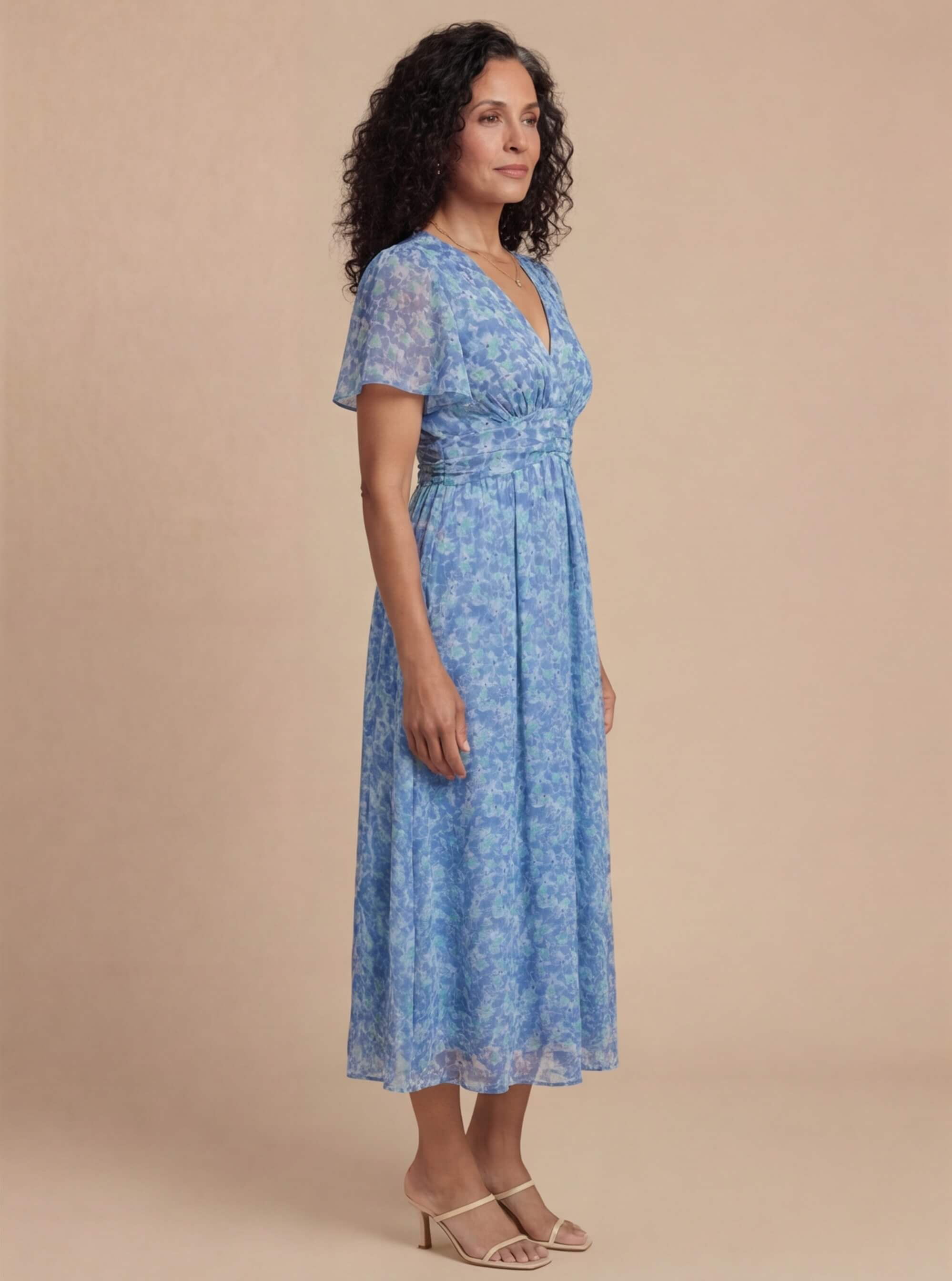 Women’s Dress – Floral V-Neck Short-Sleeve Maxi Dress
