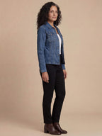 Women’s Slim-Fit Denim Jacket – Metal Buttons, Dual Pockets & Classic Street Style