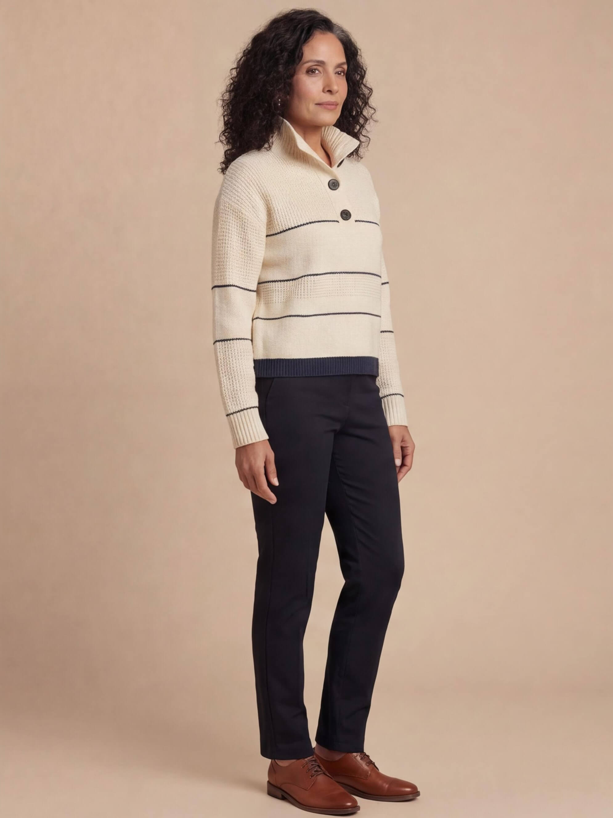 Women’s Button Collar Knit Pullover