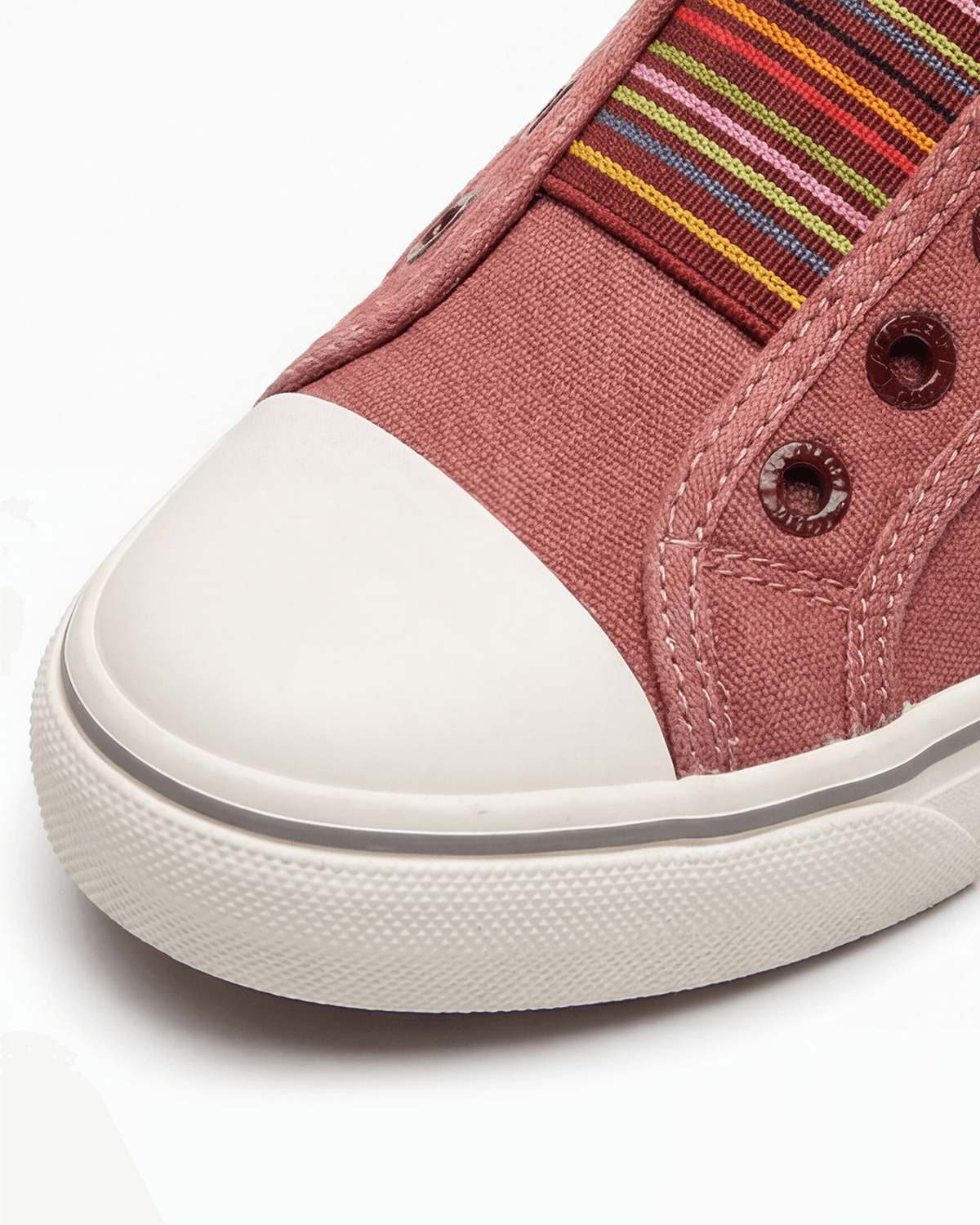 Women’s Lace-Up Low-Top Casual Sneakers