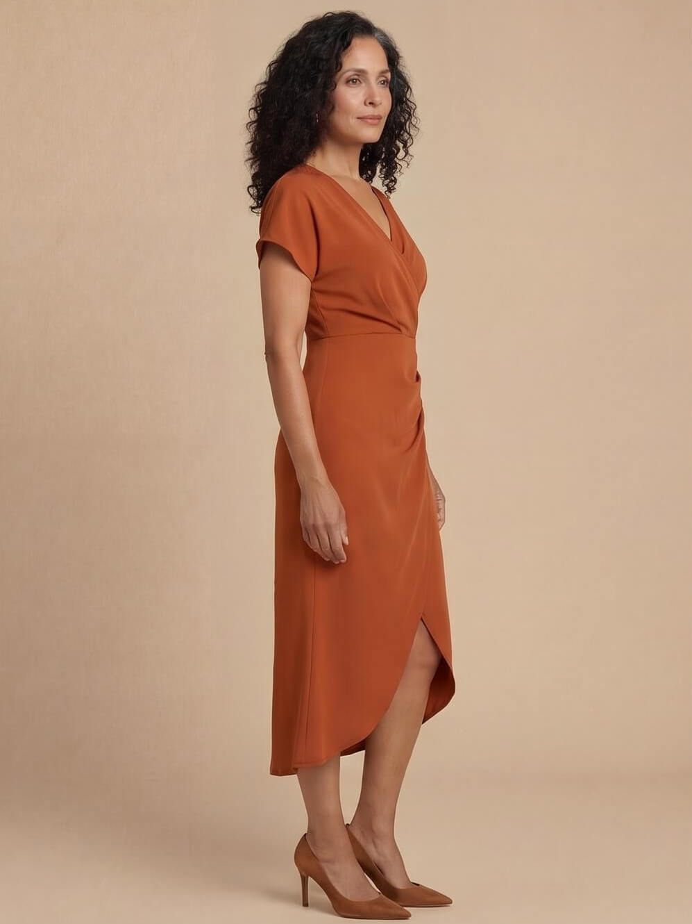 Elegant Summer Midi Dress – Sleek, Feminine & Versatile