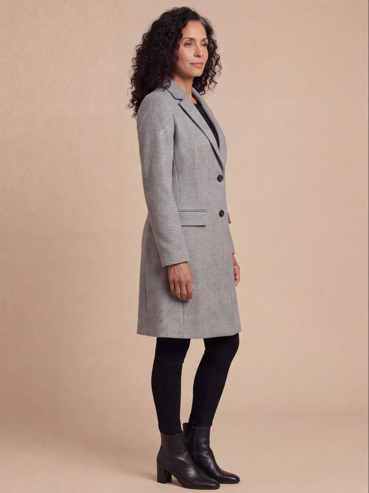 Women’s Long Tailored Button-Up Coat with Lapels