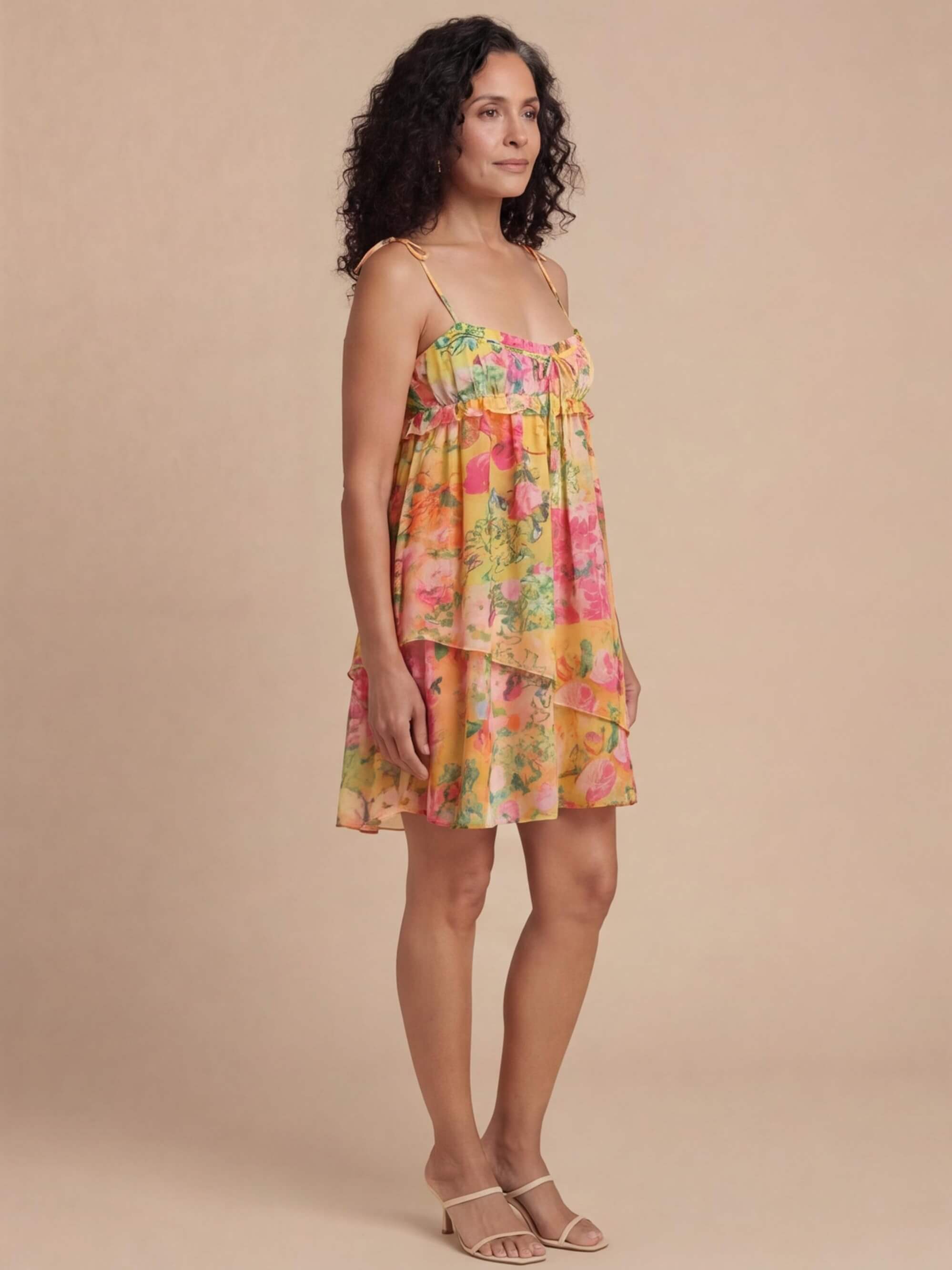 Women’s Floral Mini Dress – Tiered Summer Silhouette