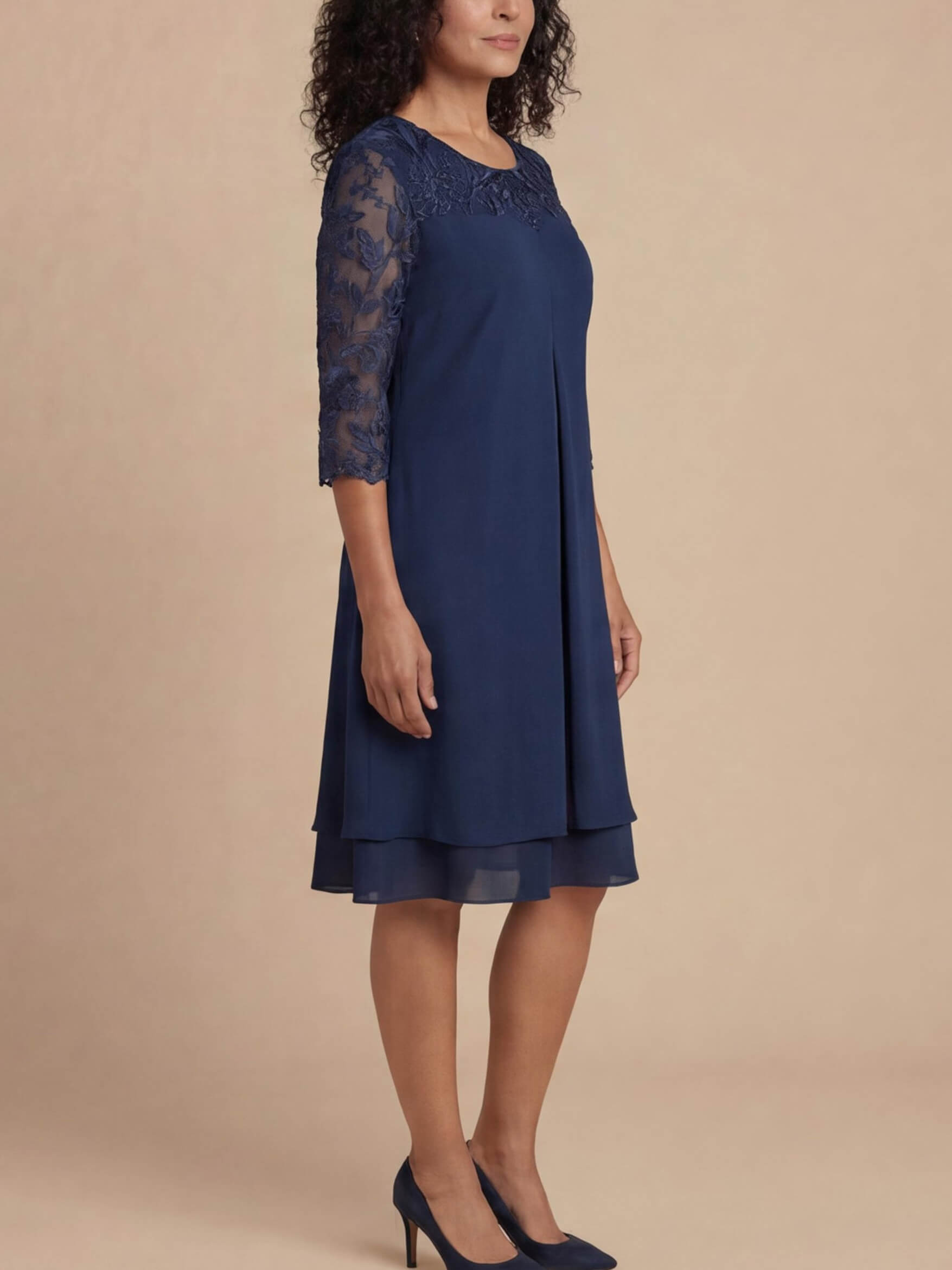 Plus Size Women’s Elegant Chiffon Dress – Embroidered Lace Yoke & Flowing Layered Hem