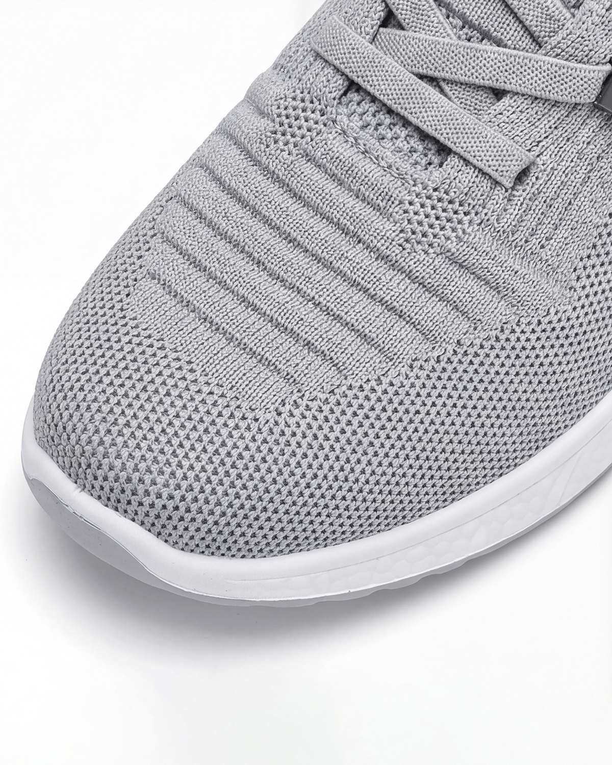 Women’s Low-Top Sneakers- Knit Style