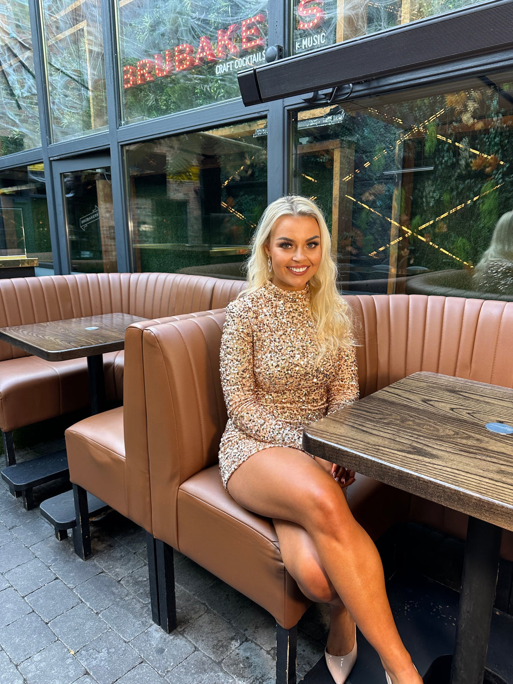 Adriana Long Sleeve Sequin Dress – Gold