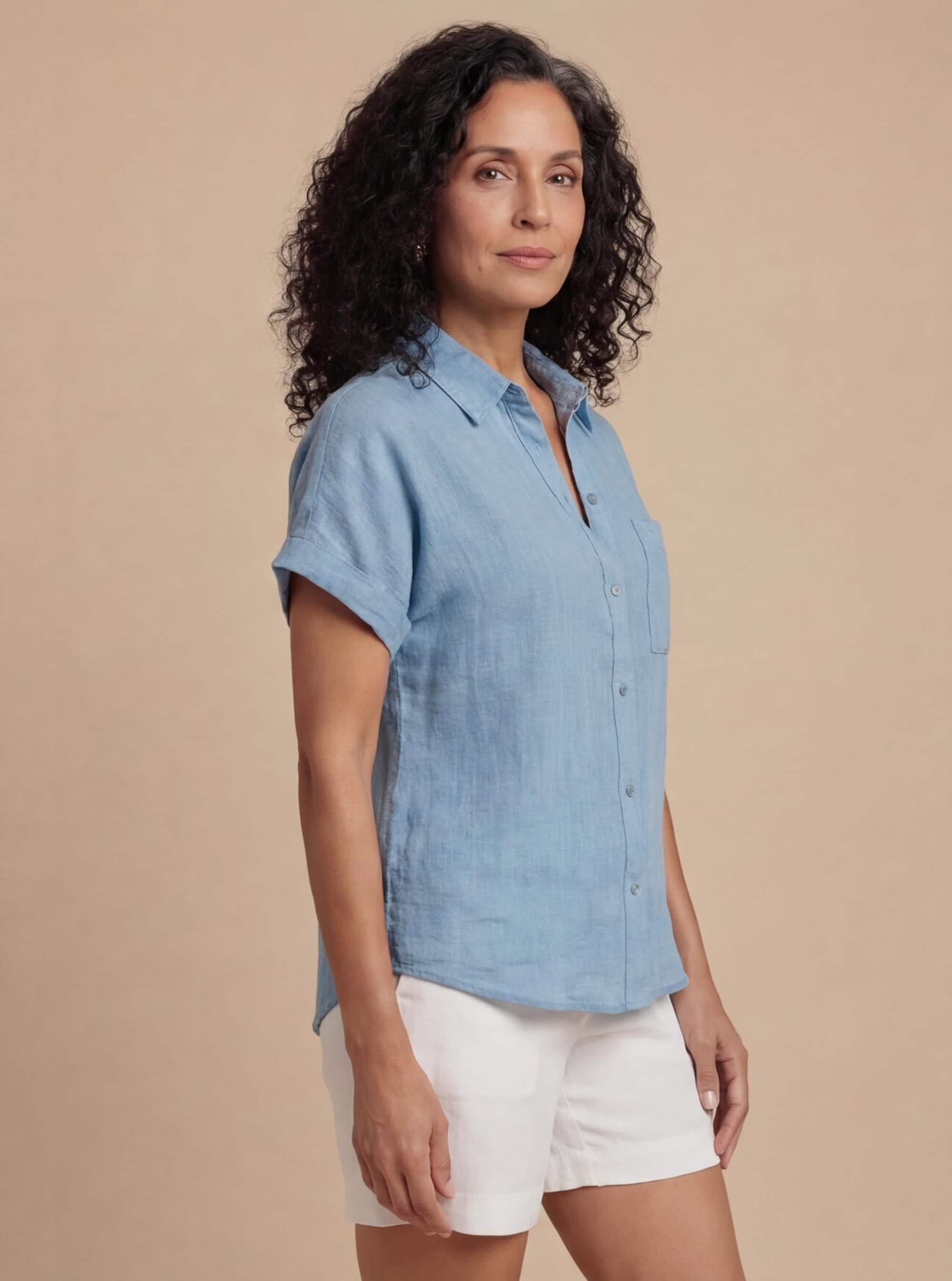 Women’s Summer Blouse – Lightweight Fit & Casual Style