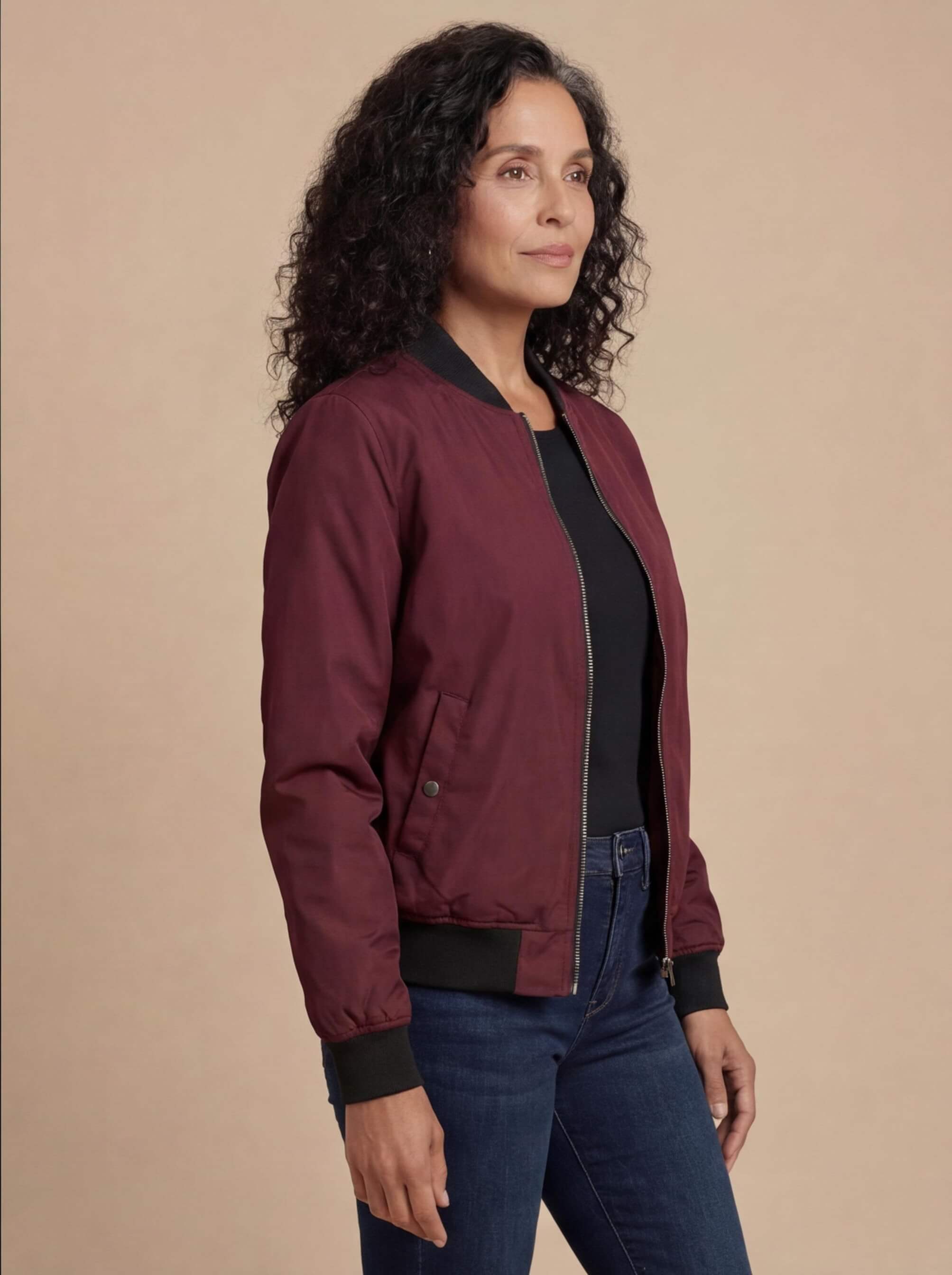 Women’s Bomber Jacket – Lightweight Comfort & Modern Everyday Style