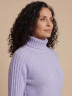 Women’s High-Neck Knit Sweater – Soft Texture & Elegant Everyday Fit