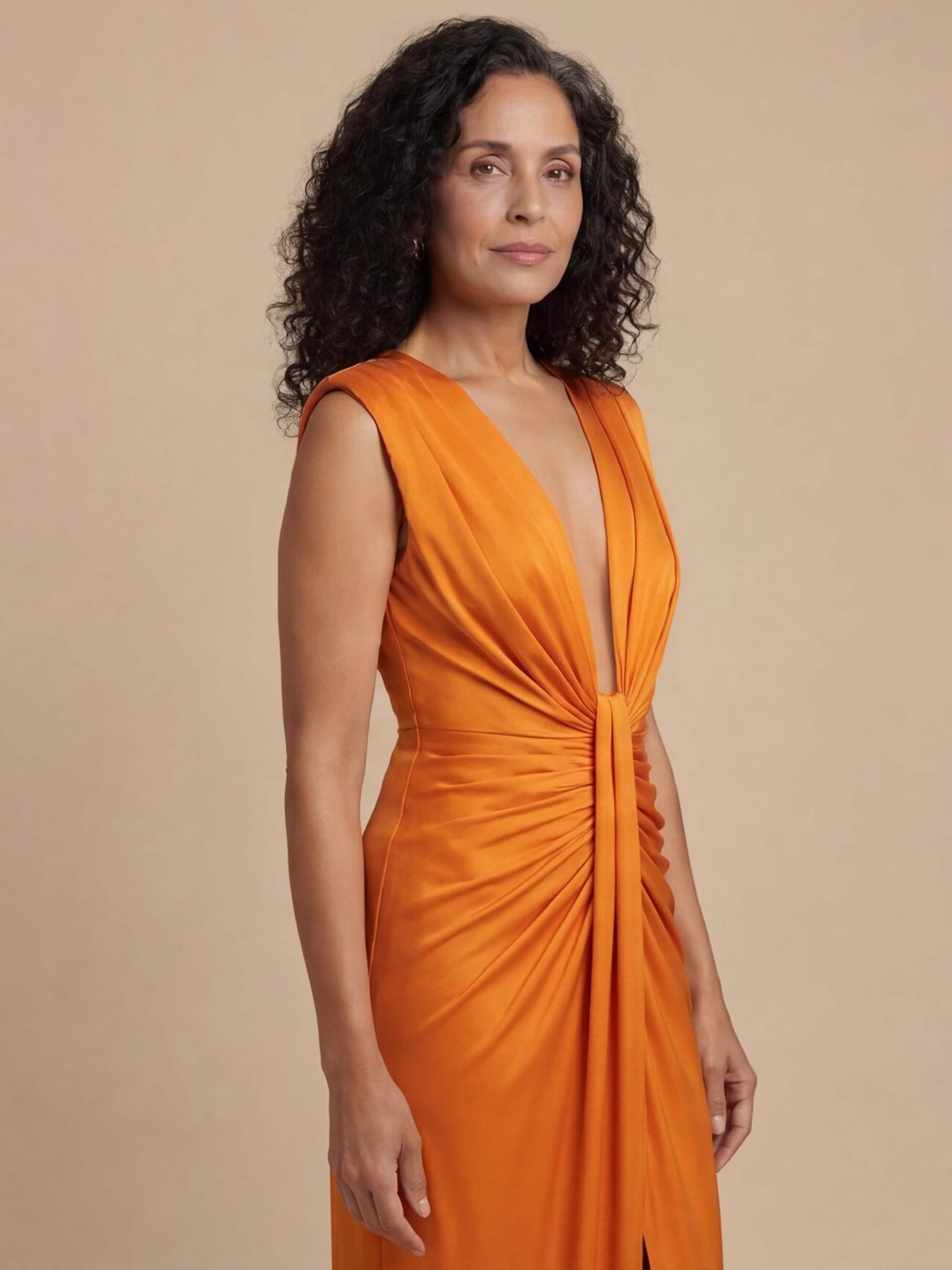 Women’s Elegant Pleated Maxi Dress