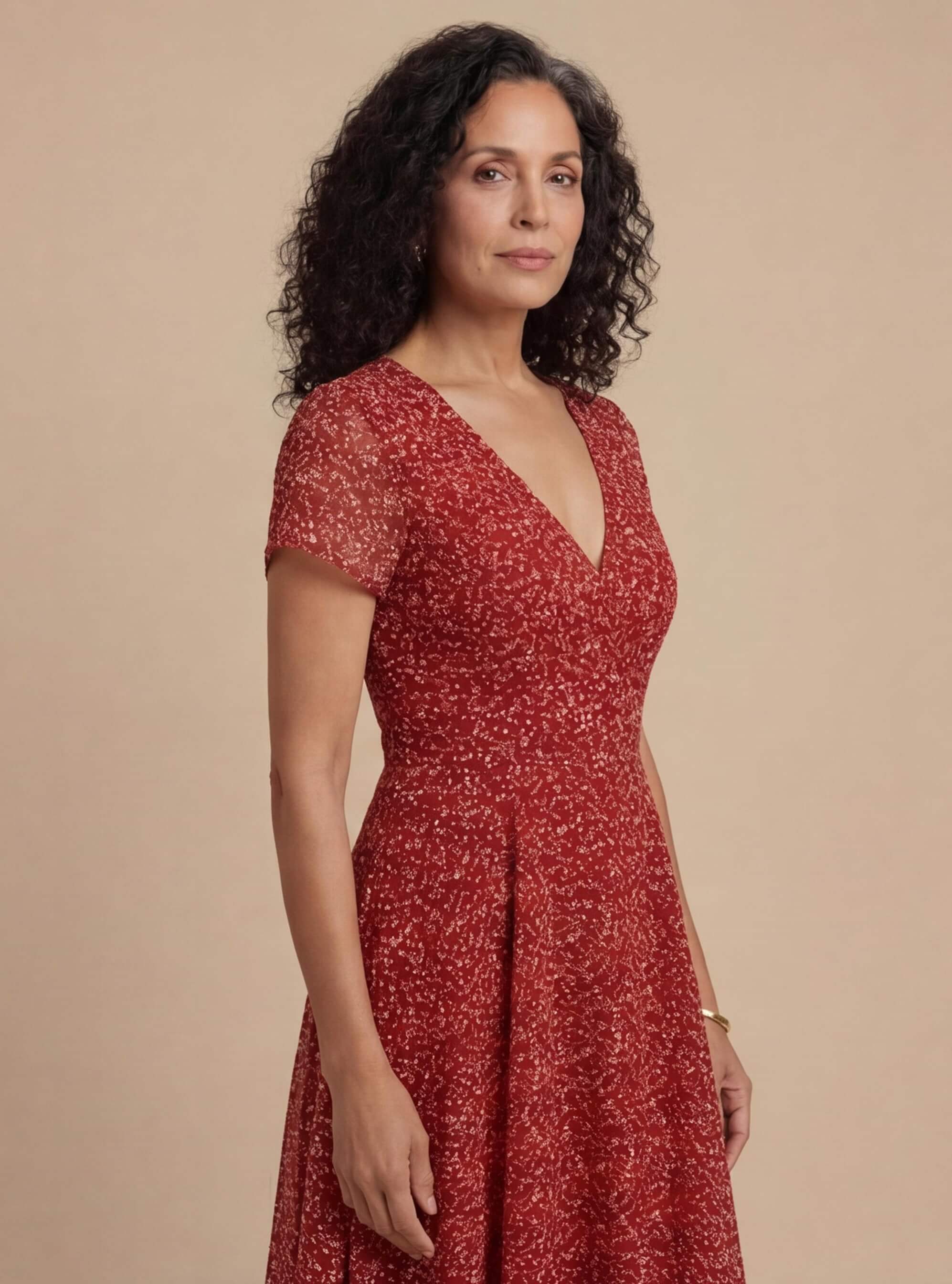 Summer Midi Dress – Light, Feminine & Effortlessly Flattering