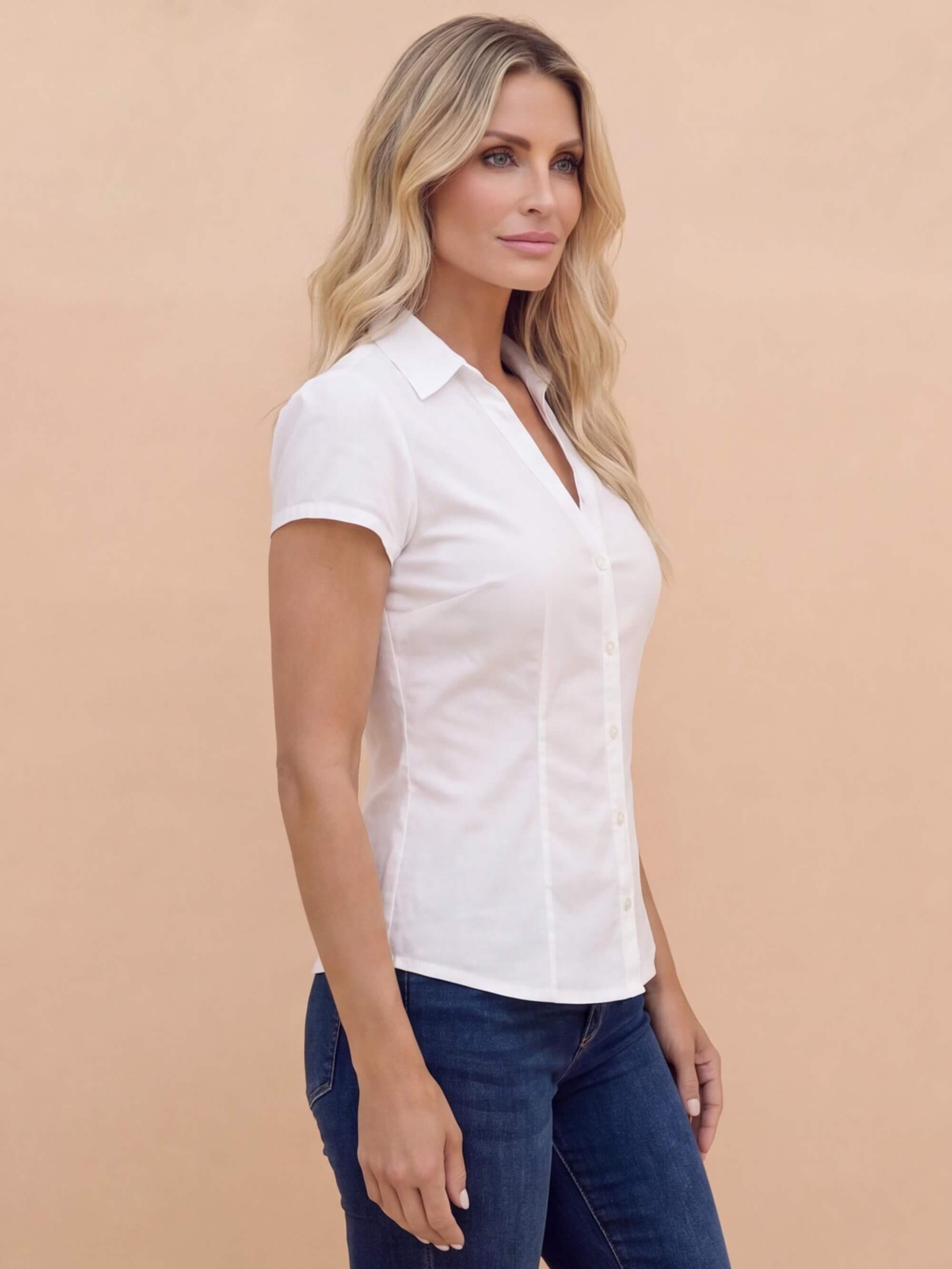 Women’s Slim-Fit Poplin Shirt