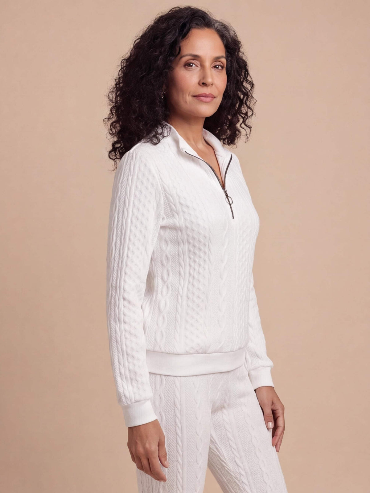 Women’s Textured Cable-Knit Half-Zip Sweatshirt