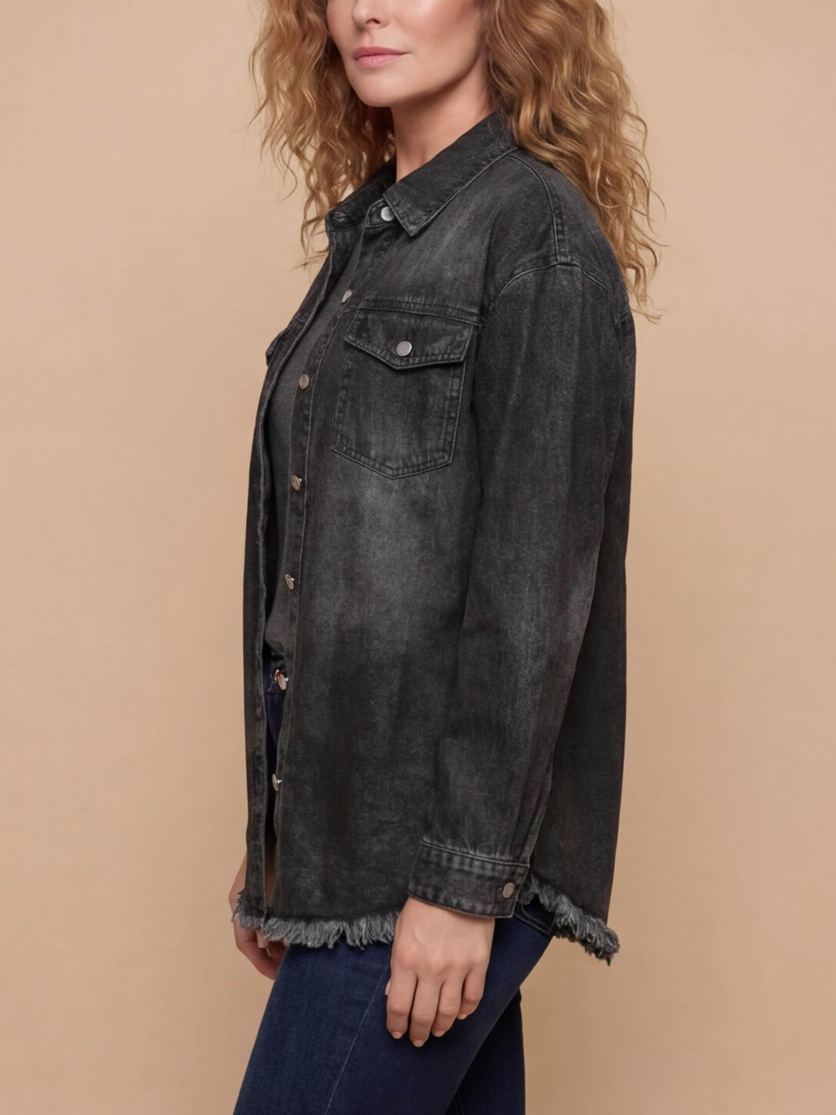 Women’s Washed Denim Jacket – Frayed Hem & Relaxed Street Style Fit