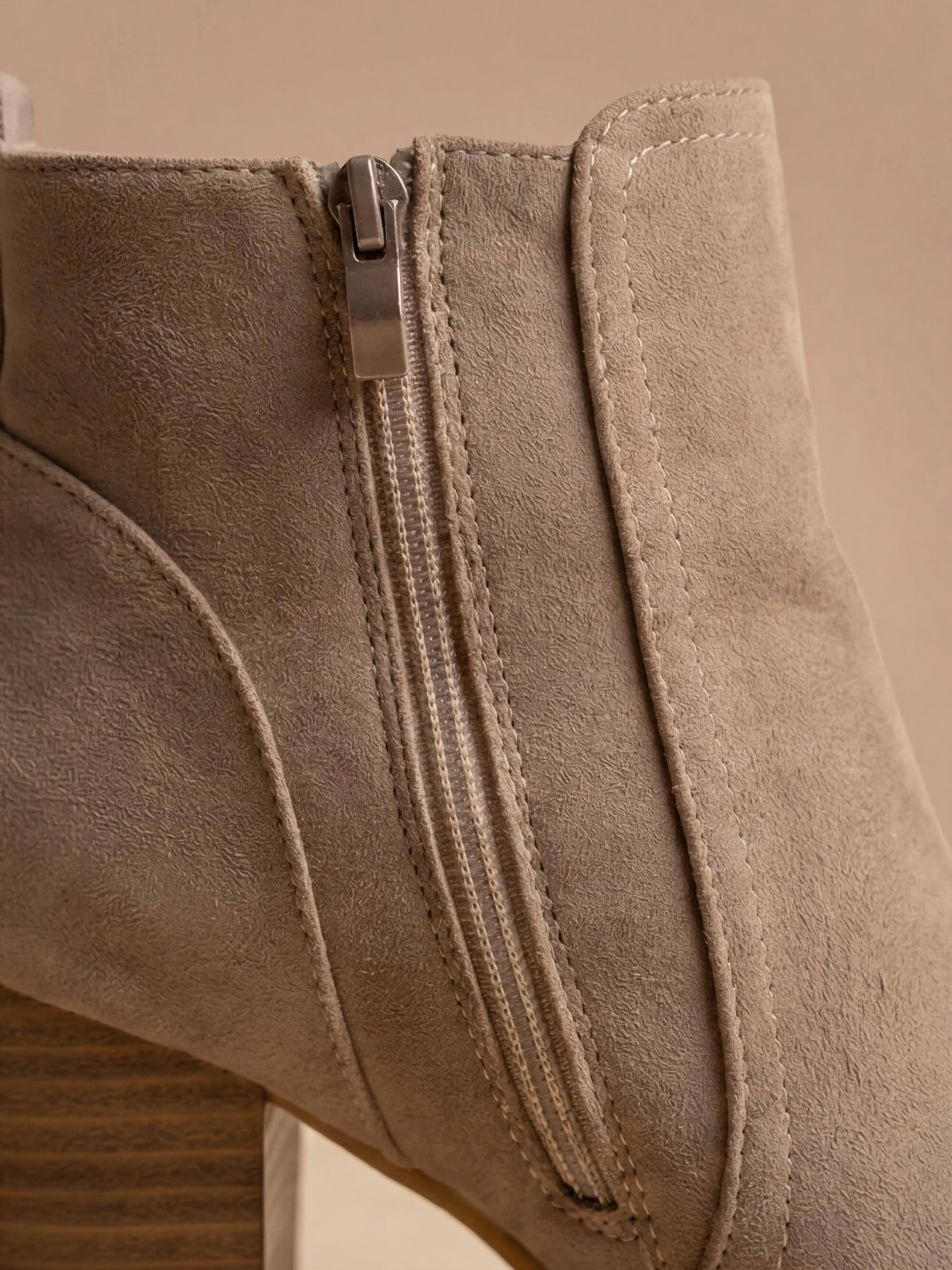 Women’s Round-Toe Ankle Boots –  Side Zip & Chunky Heel Stability