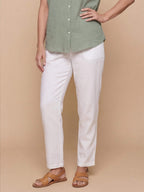 Women’s Relaxed Pocket Button-Up Shirt