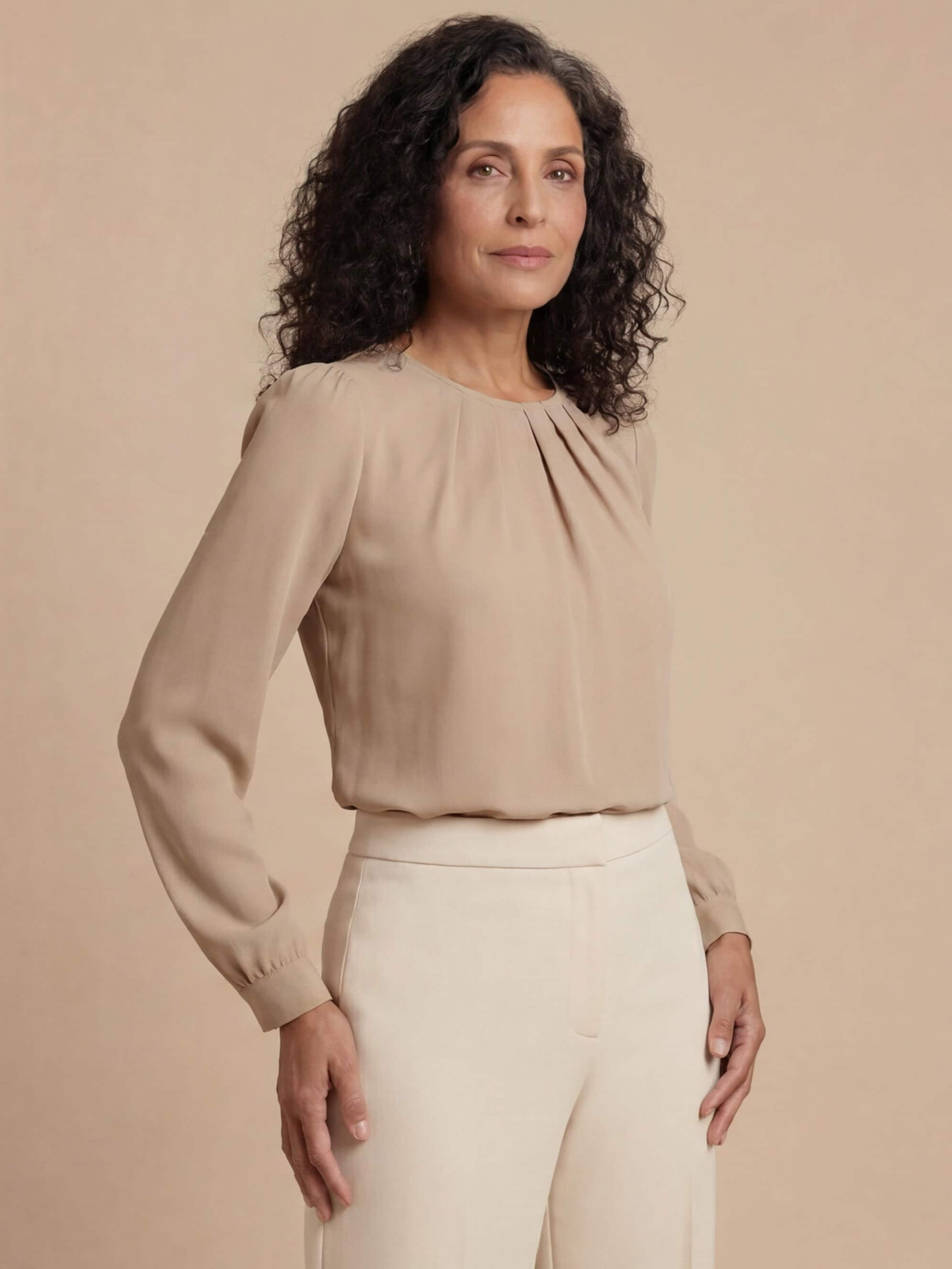 Women’s Pleated Blouse – Soft Draping & Elegant Everyday Style