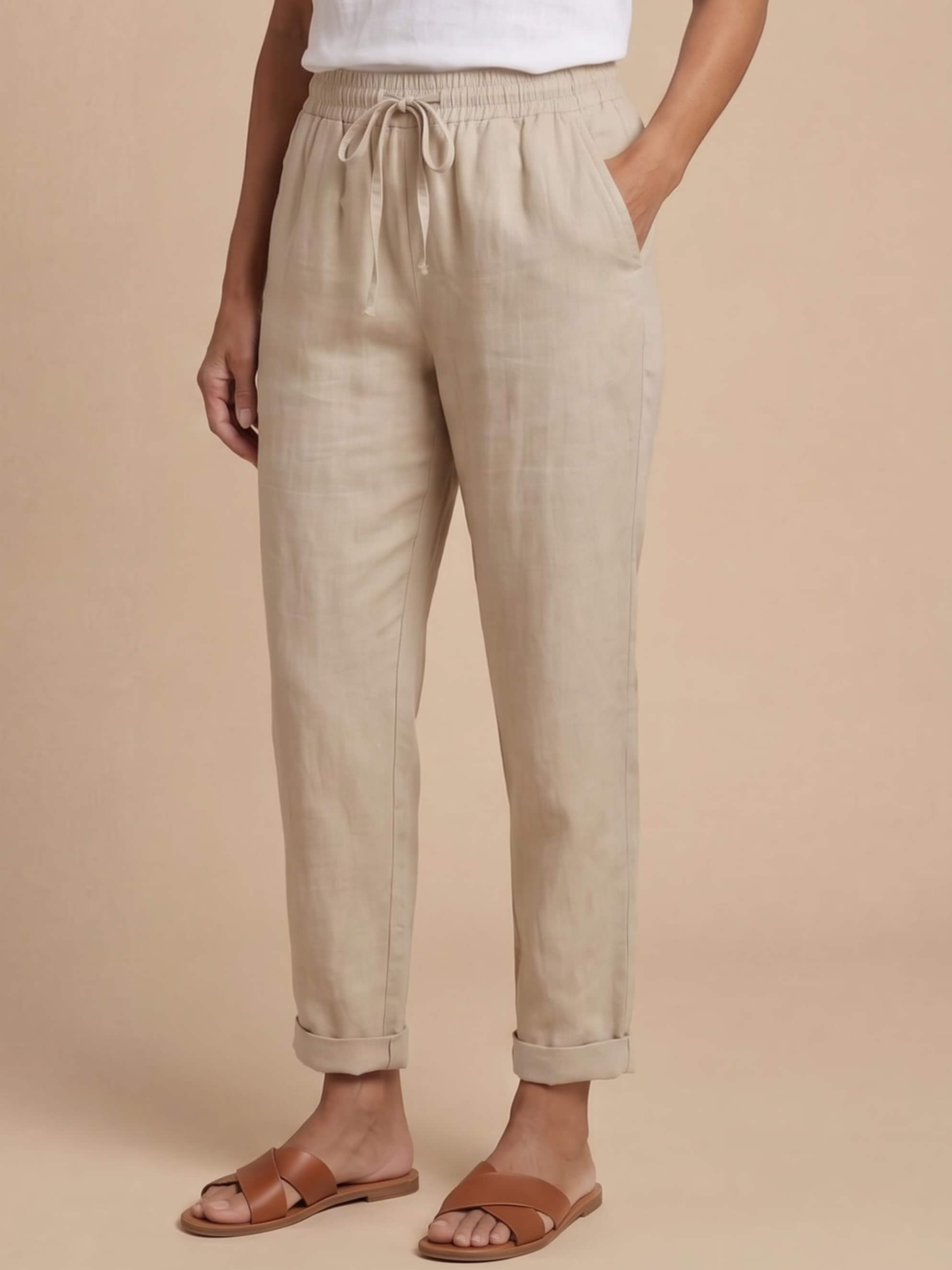 Women’s Drawstring Waist Tapered Trousers