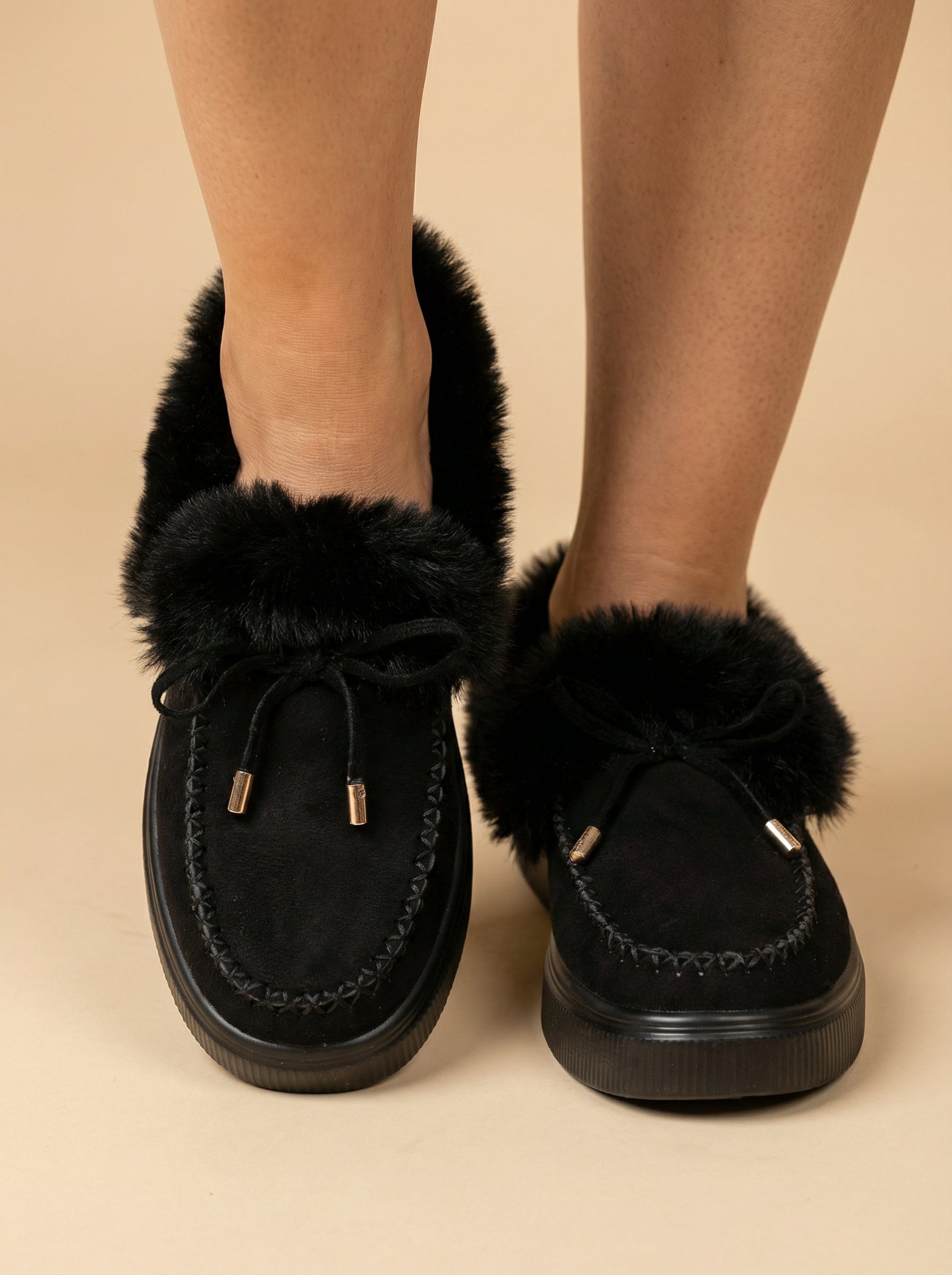 Women’s Wide-Fit Winter Slip-On Shoes – Faux-Fur Trim