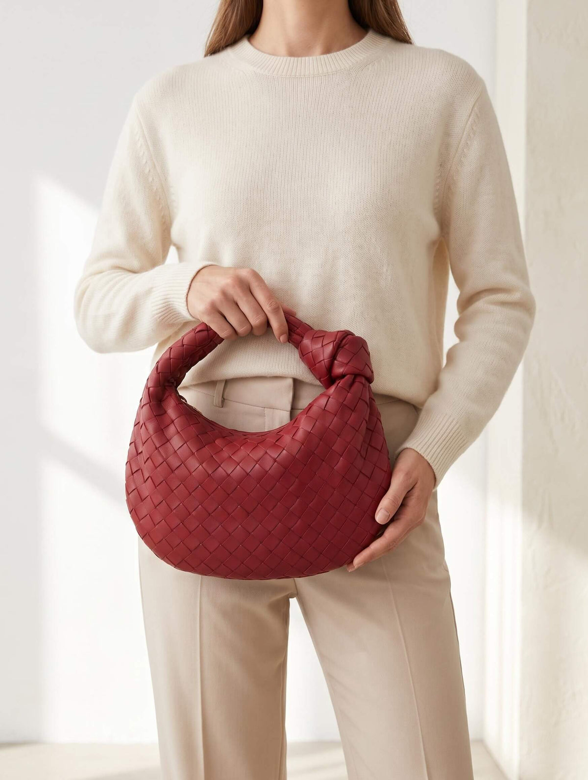 Women’s Woven Handle Handbag