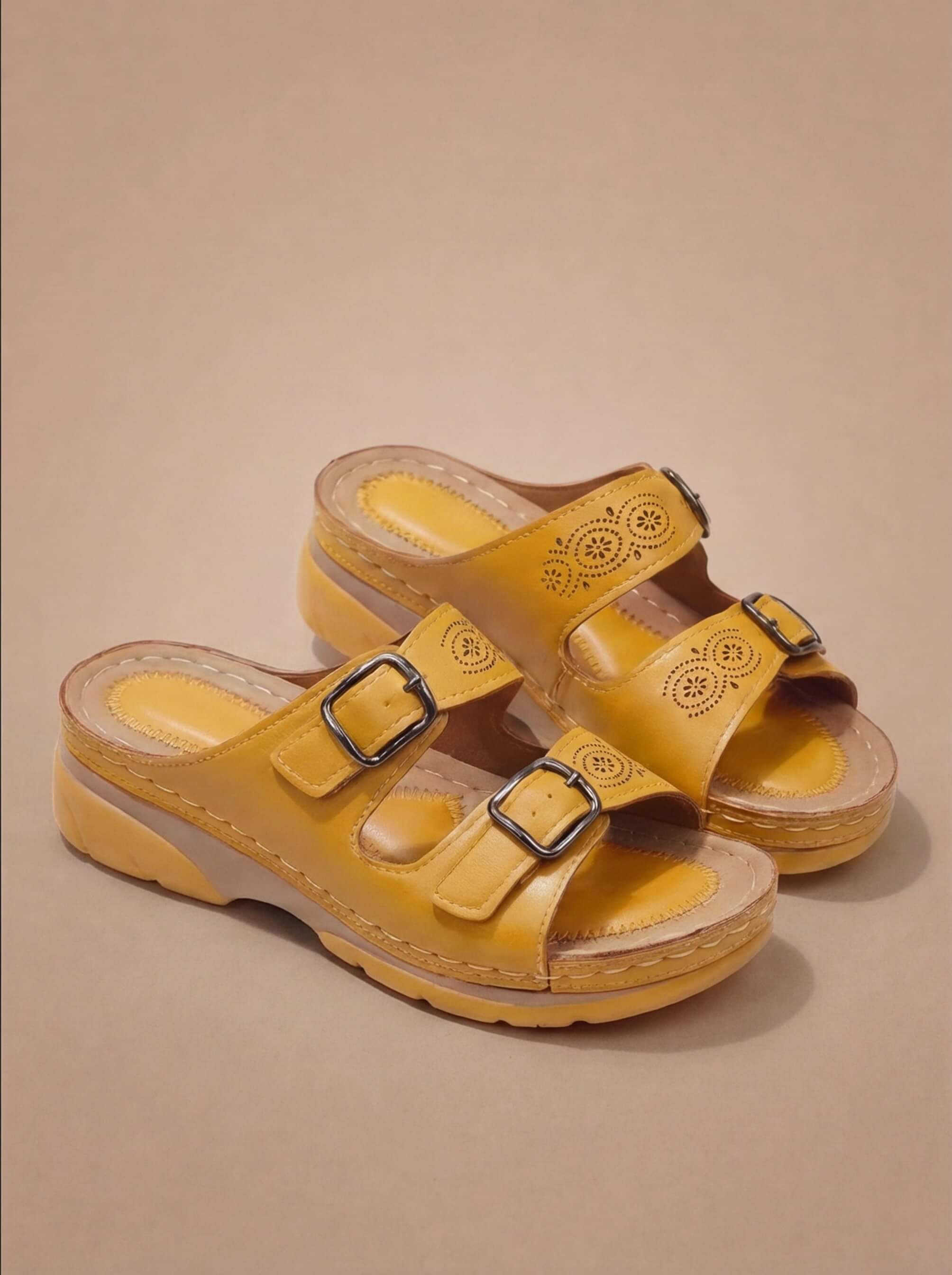 Women's orthopaedic sandals with a comfortable sole