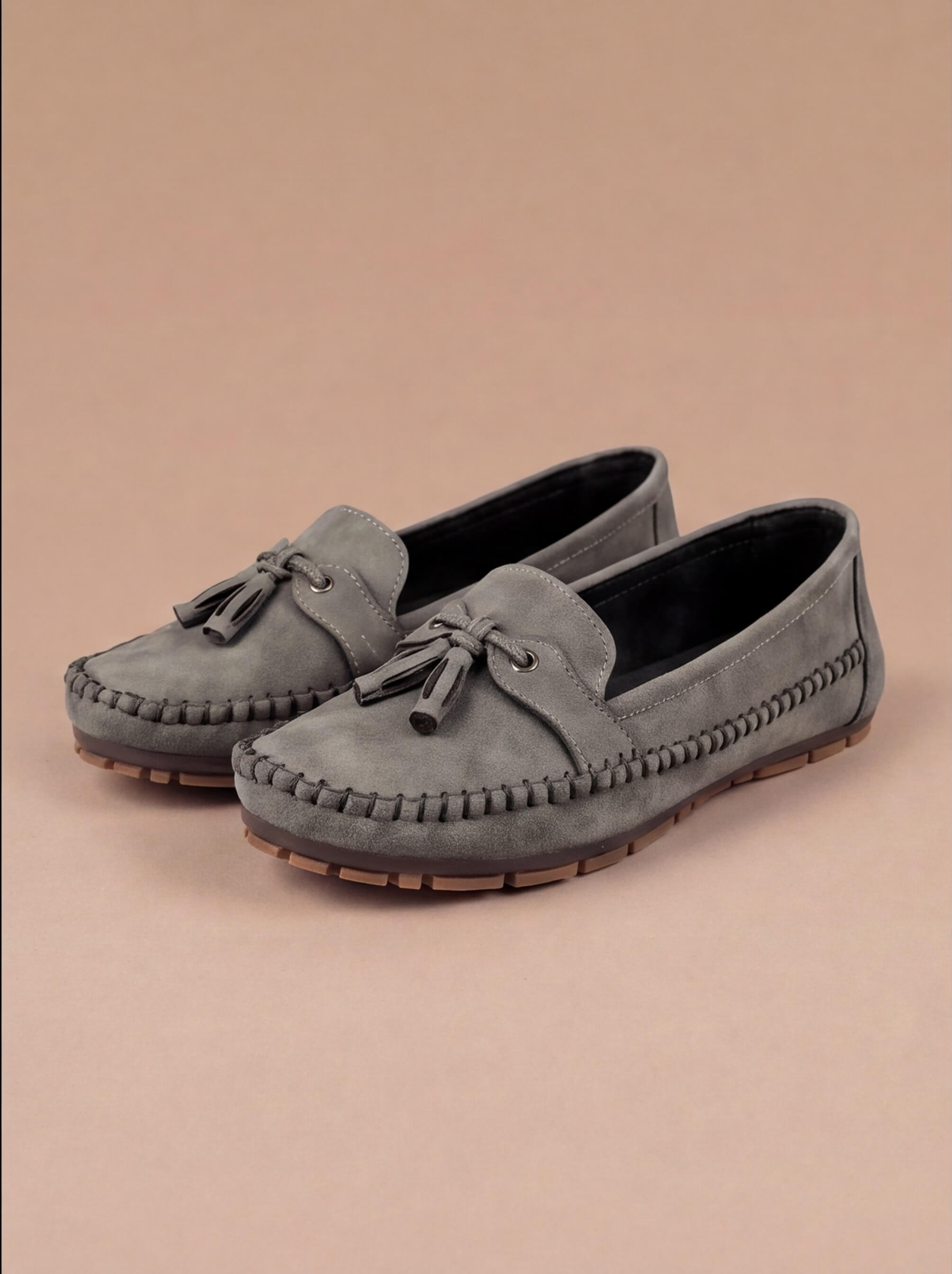 Women’s Classic Bow Loafers – Timeless Comfort & Everyday Elegance