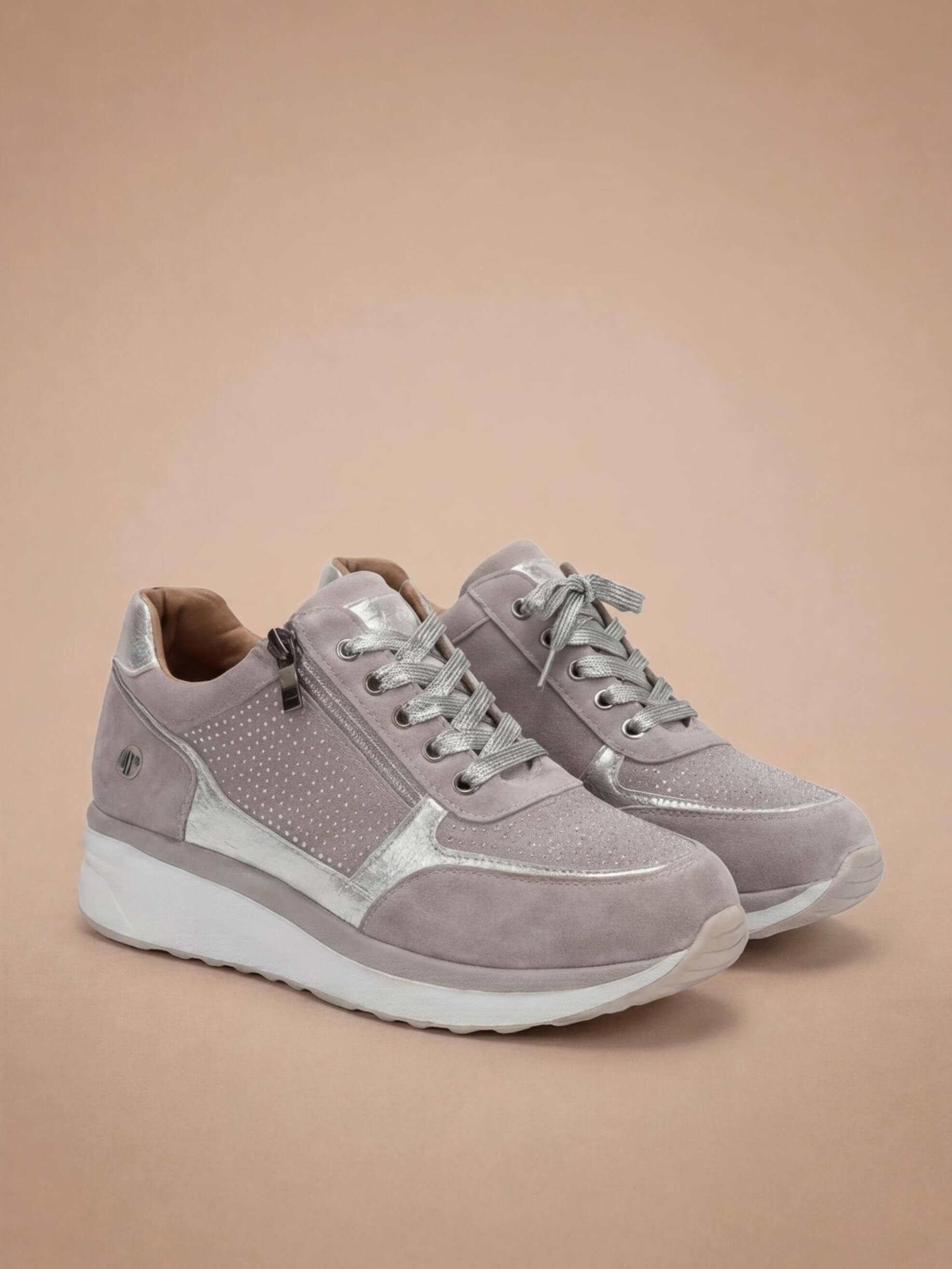 Comfortable women's trainers – Lightweight trainers with supportive soles