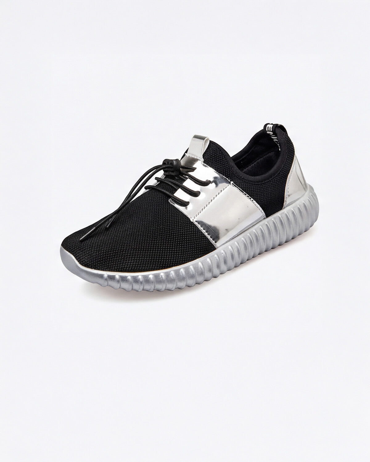 Women’s Slip-On Fashion Sneakers- Elastic Lace