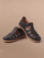 Women's closed-toe sandals – Comfortable sandals with adjustable straps