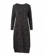 Elegant Long Dress – Modern Shape & Everyday Comfort