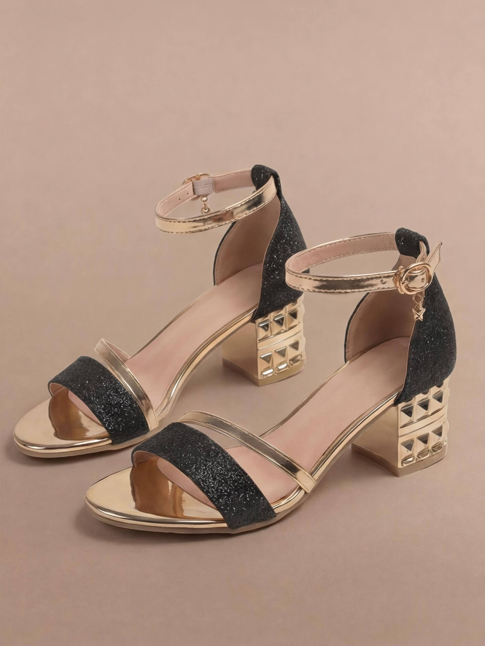 Women's sandals – Comfortable, adjustable sandals for everyday wear