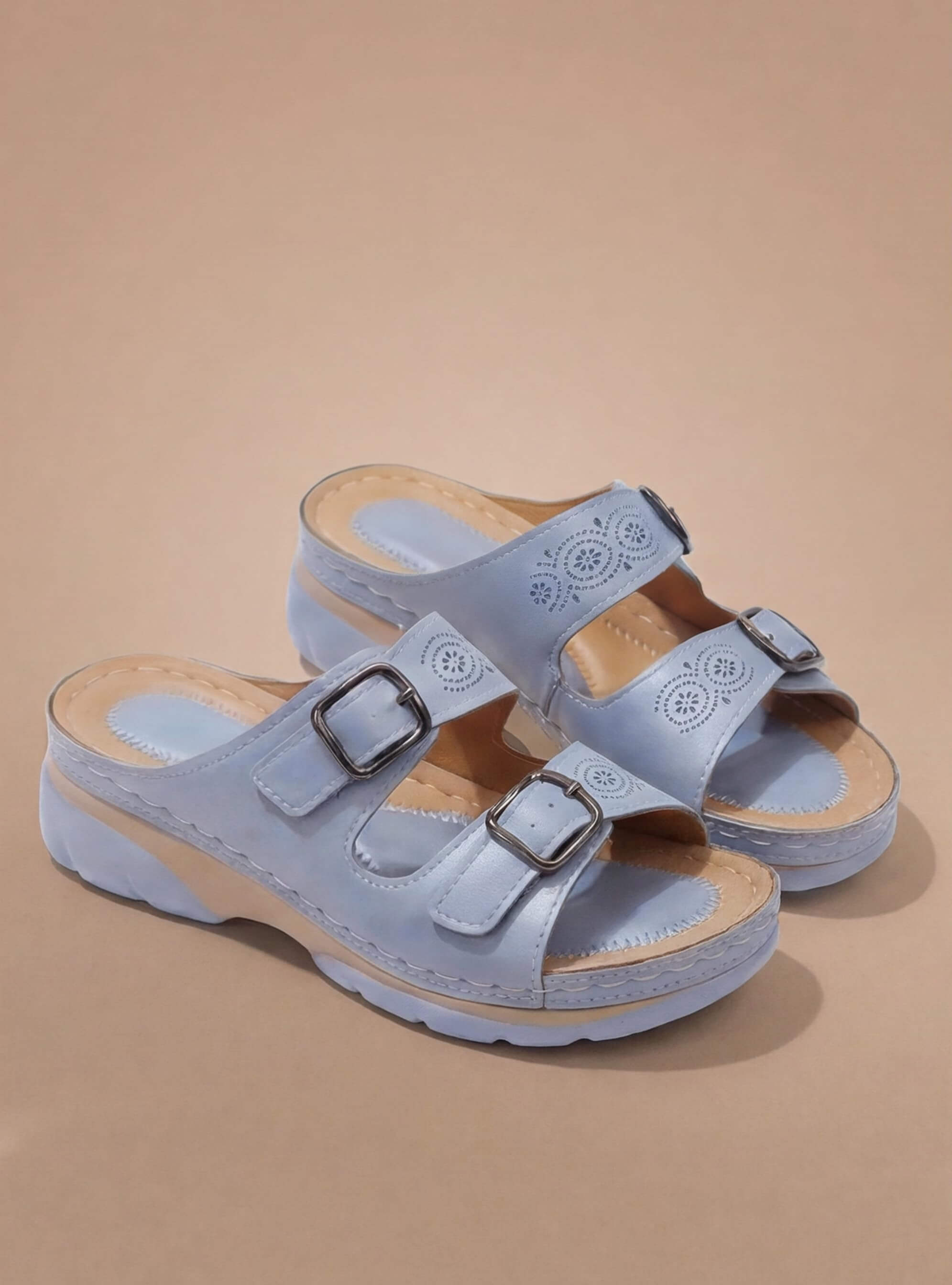 Women's orthopaedic sandals with a comfortable sole