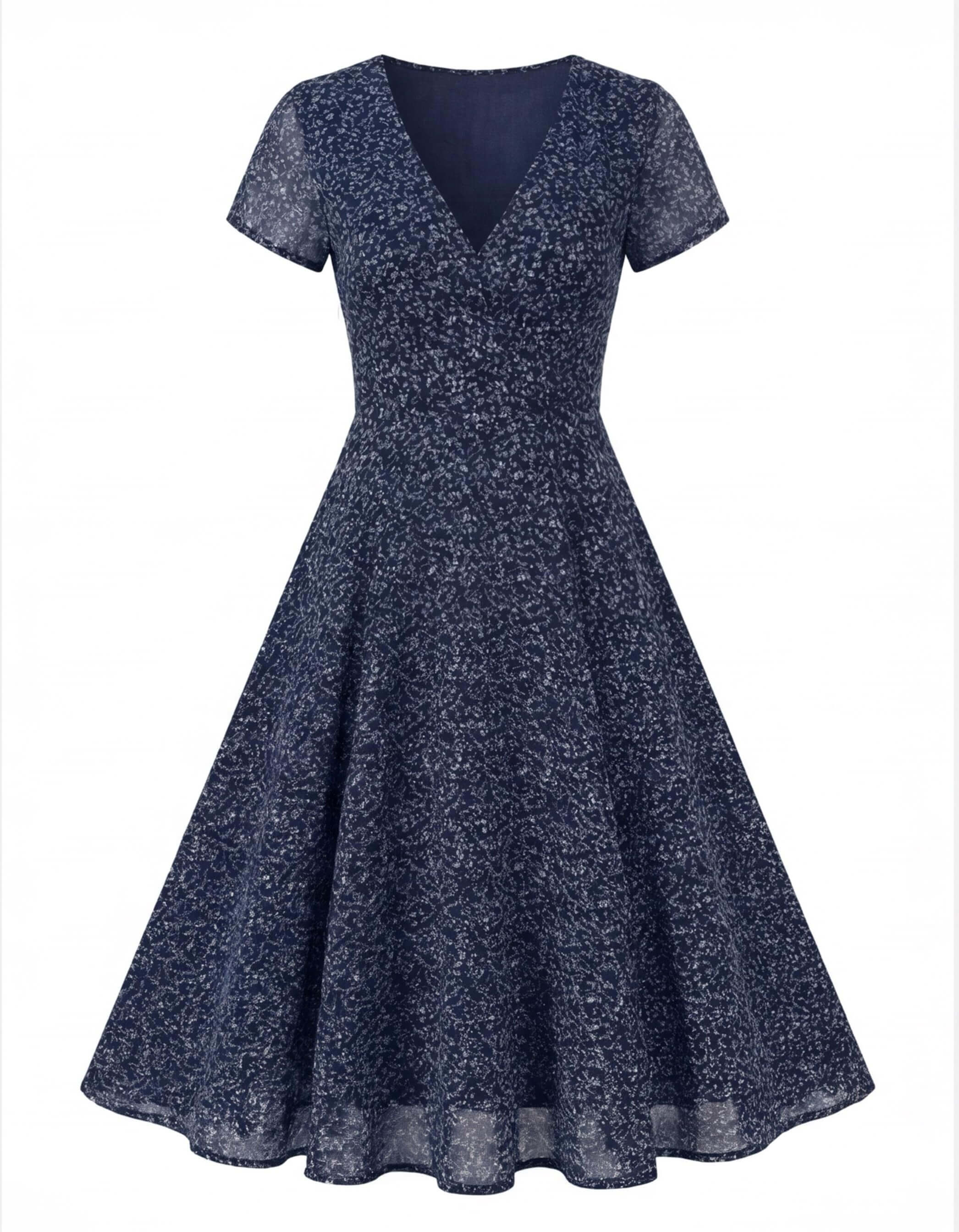 Summer Midi Dress – Light, Feminine & Effortlessly Flattering