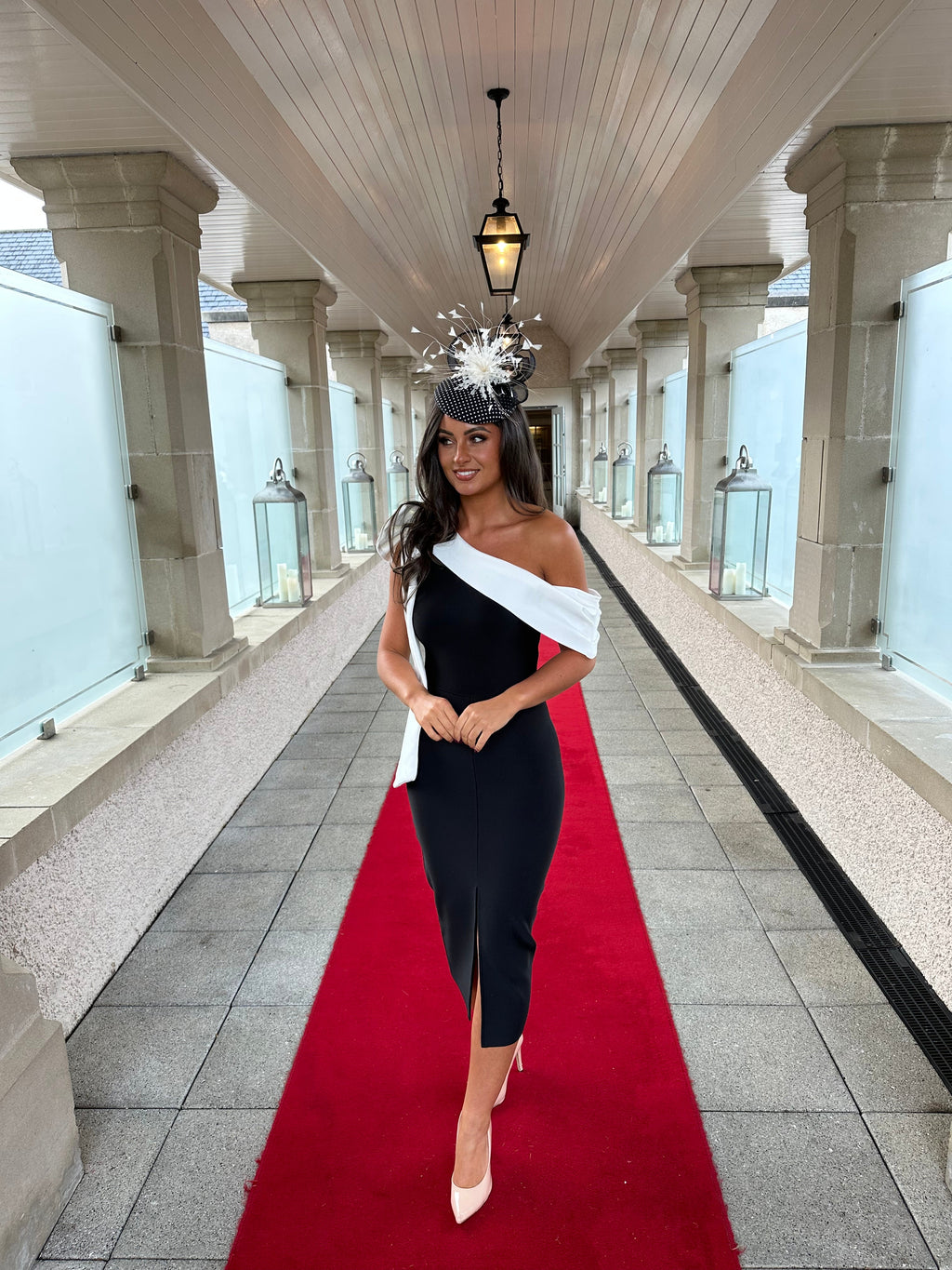 Adele Bow Shoulder Bandage Dress – Monochrome