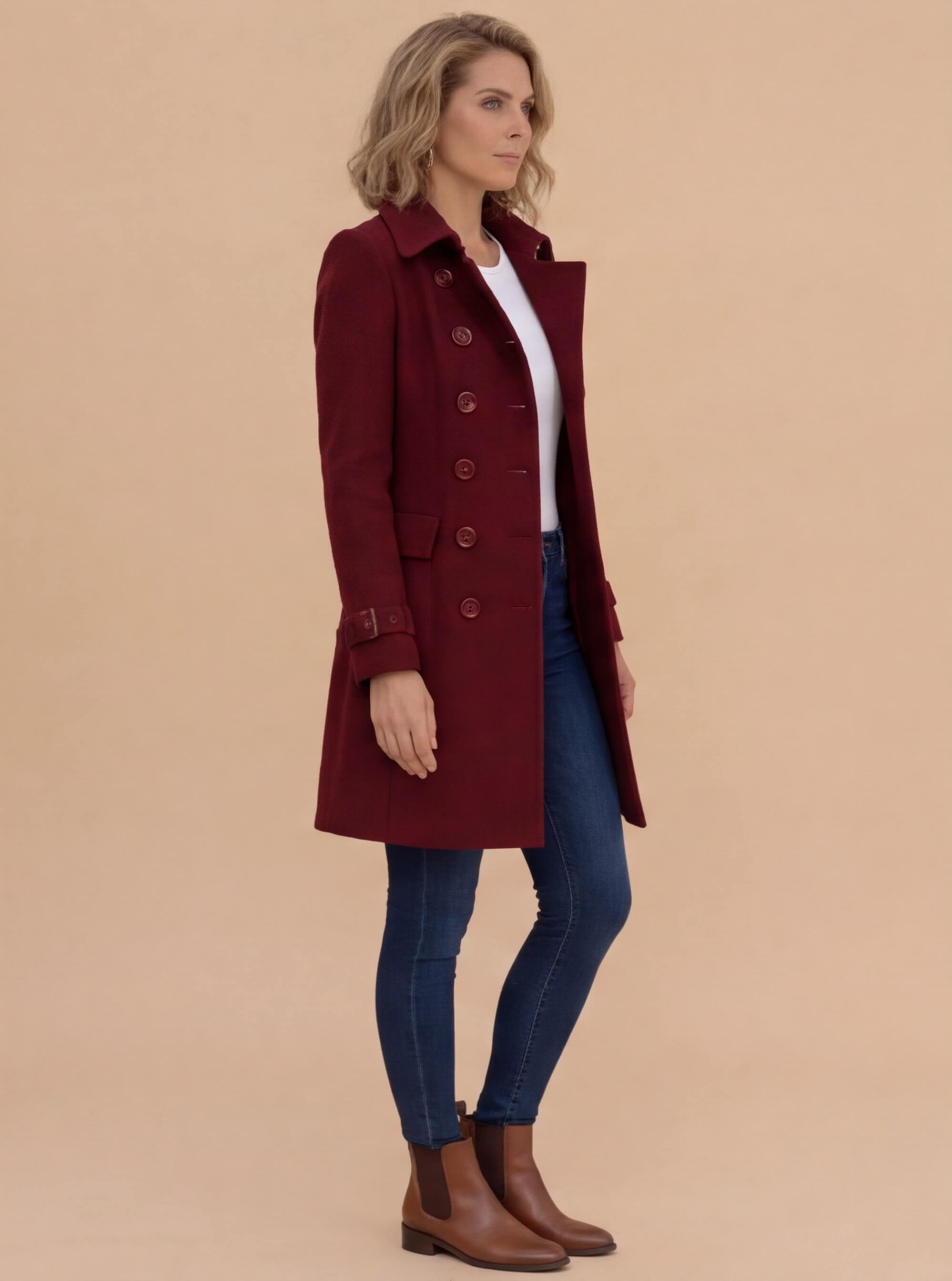 Women’s Coat – Double-Breasted, Elegant & Structured