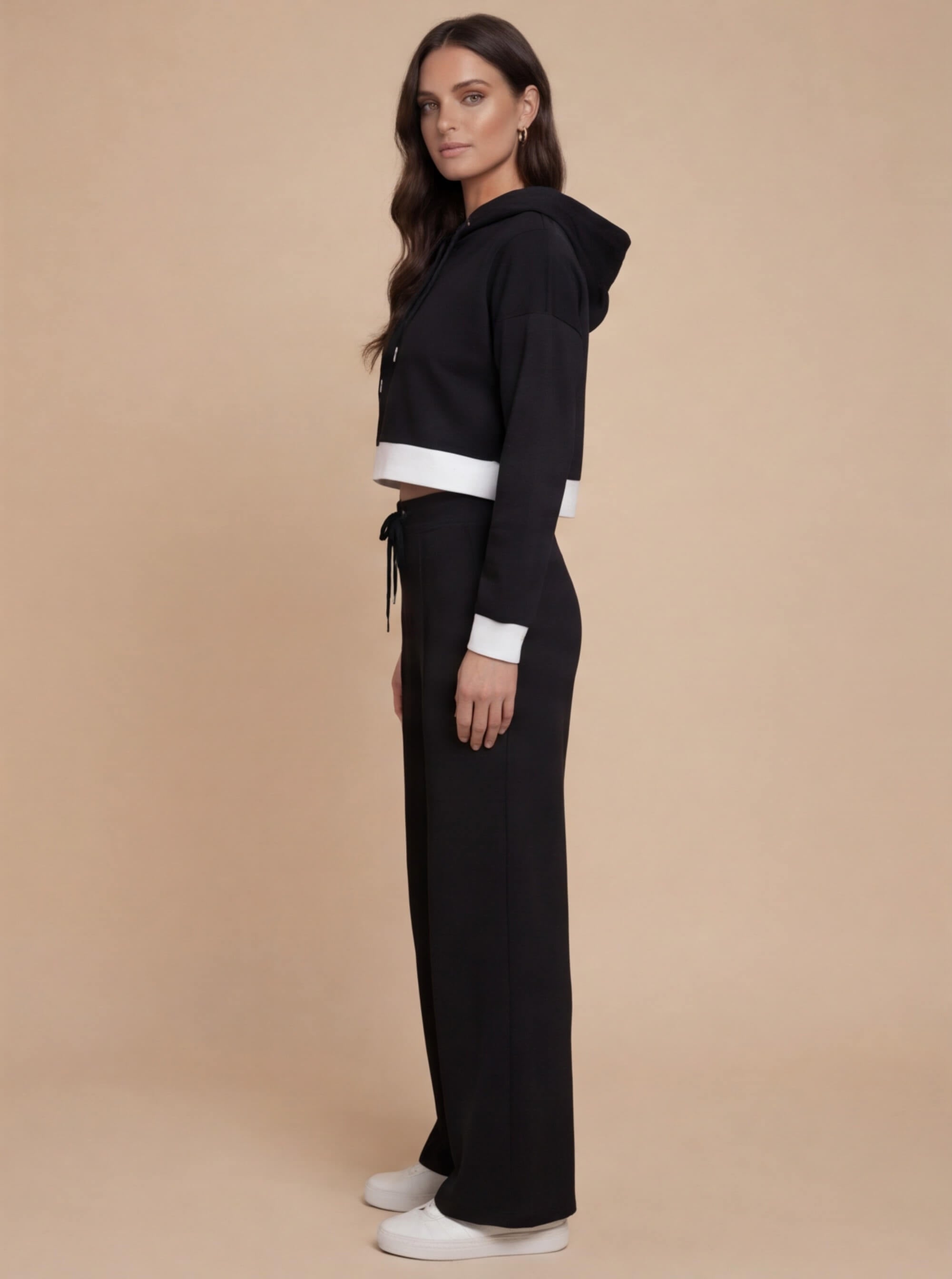 Women’s Two-Piece Set – Casual Comfort & Modern Street Style