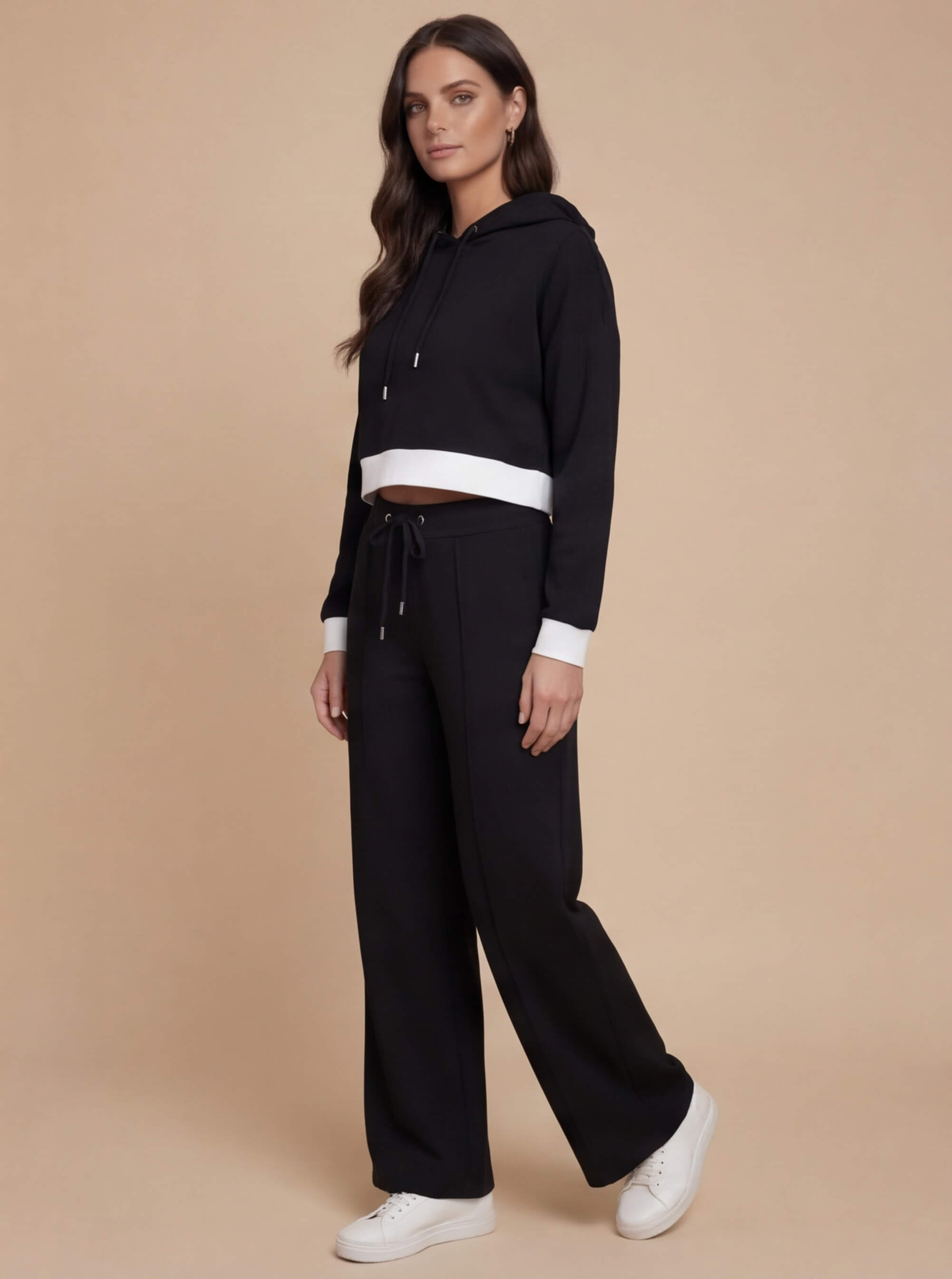 Women’s Two-Piece Set – Casual Comfort & Modern Street Style