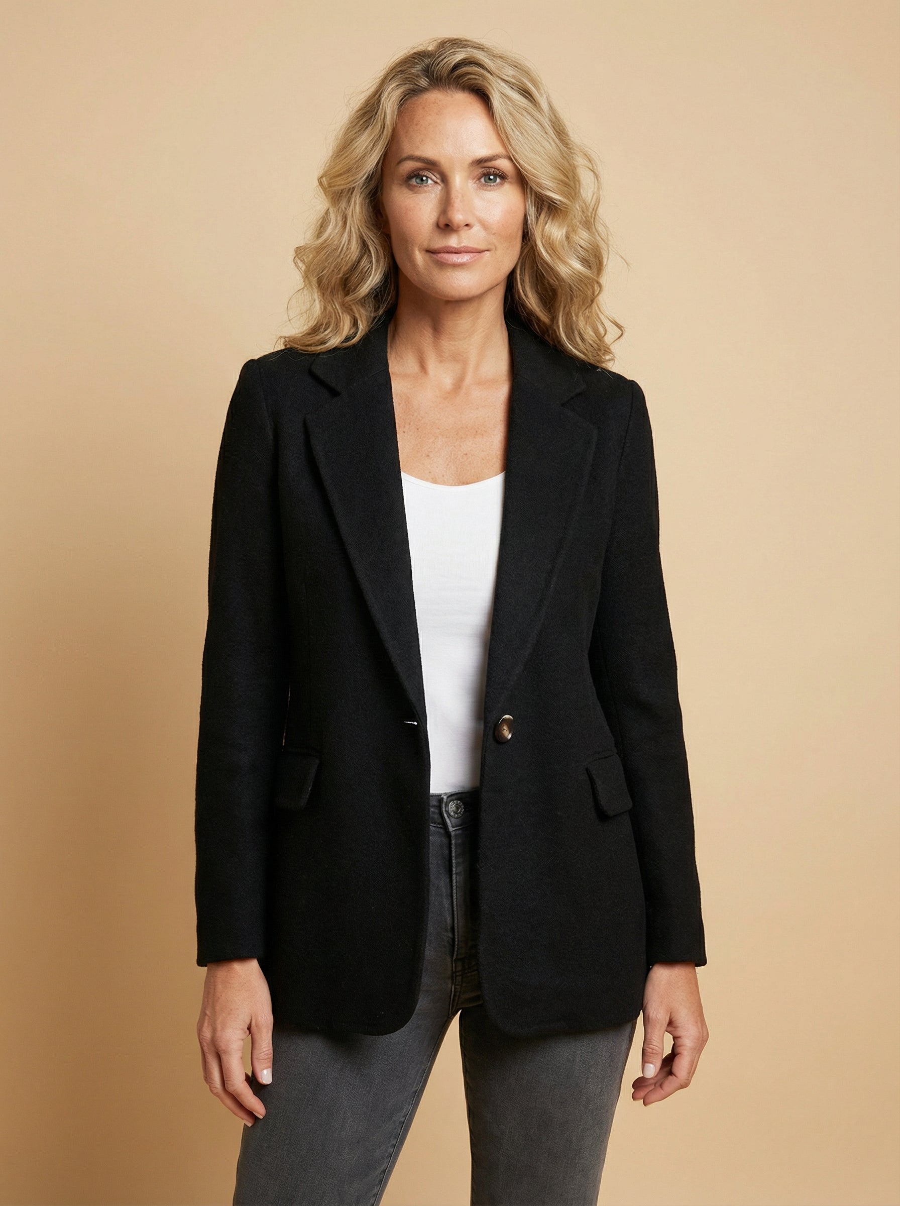 Women’s Lightweight Lapel Jacket – Relaxed Fit & Effortless Style