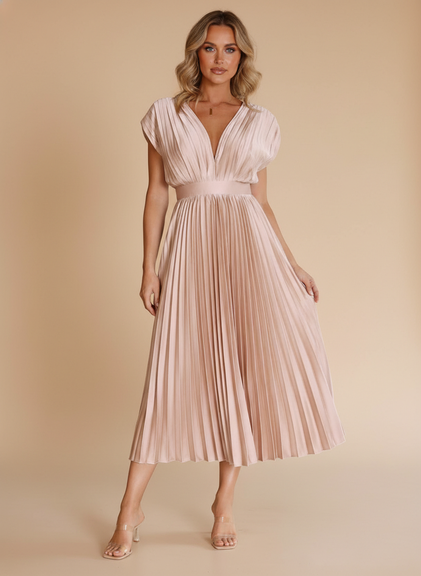Women’s Pleated Maxi Dress – Elegant Flow & Timeless Grace
