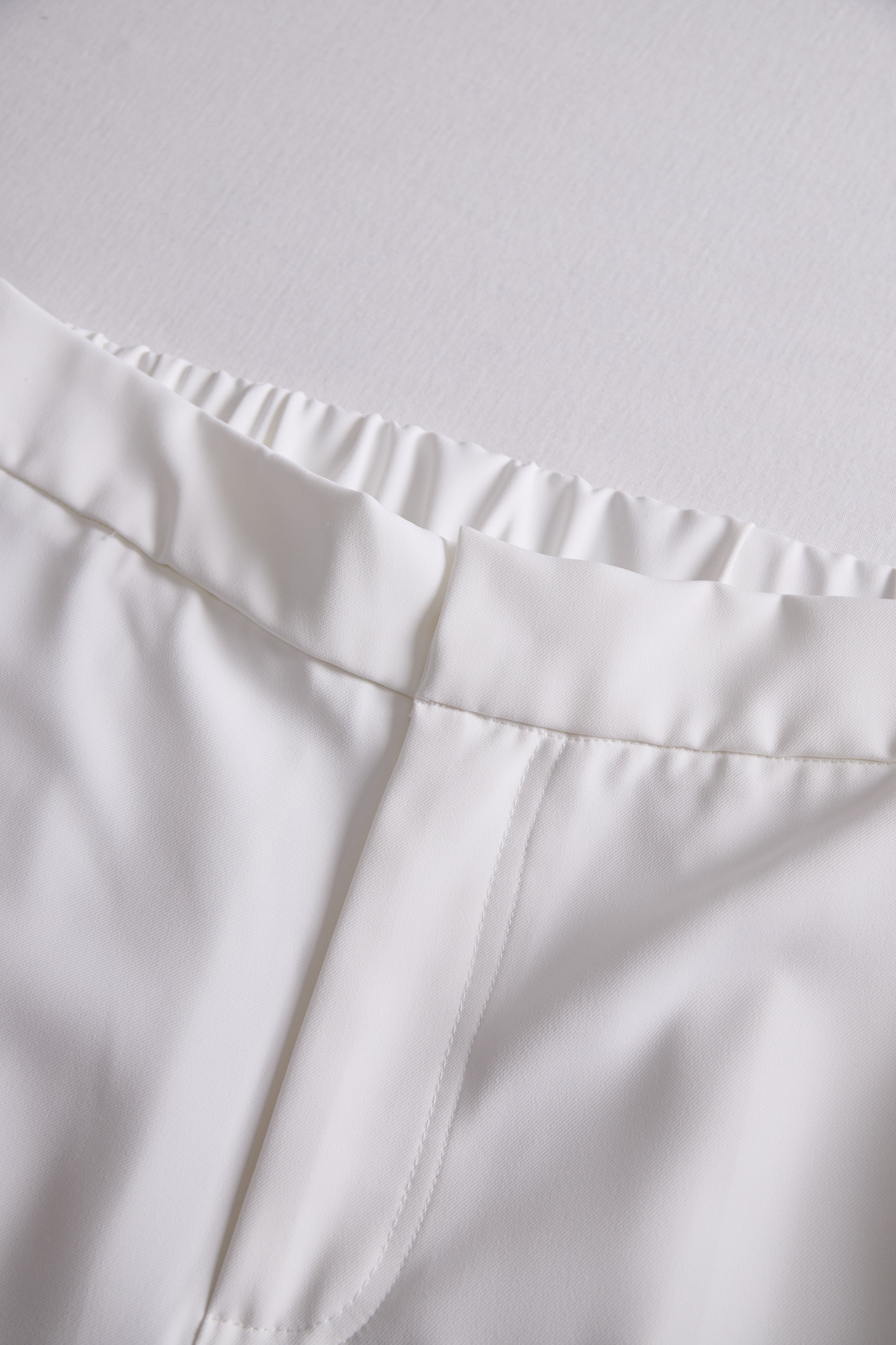 Women’s White High-Waisted Wide-Leg Trousers – Timeless Elegance